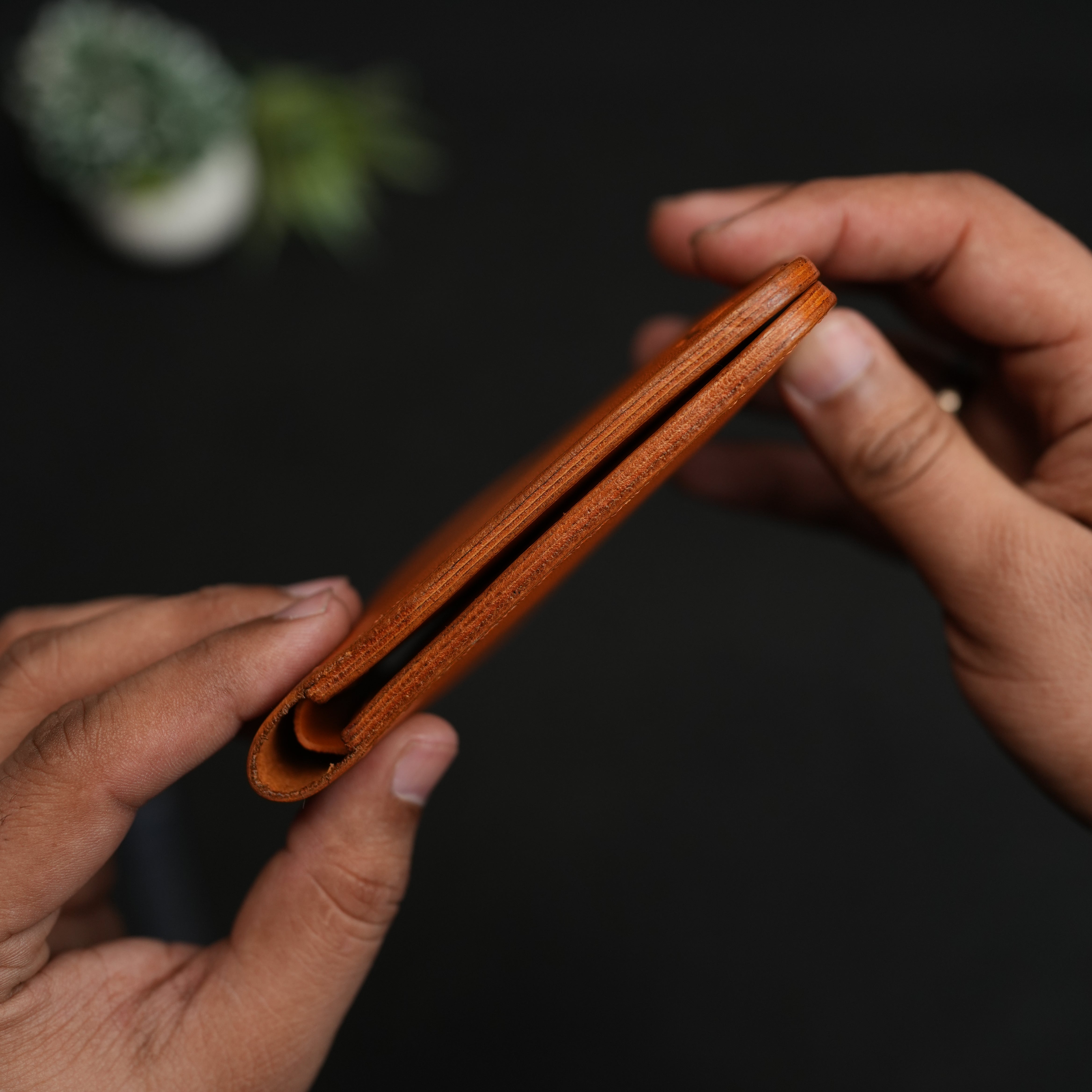 No.55 V2 pro classic bifold wallet (Tan color)