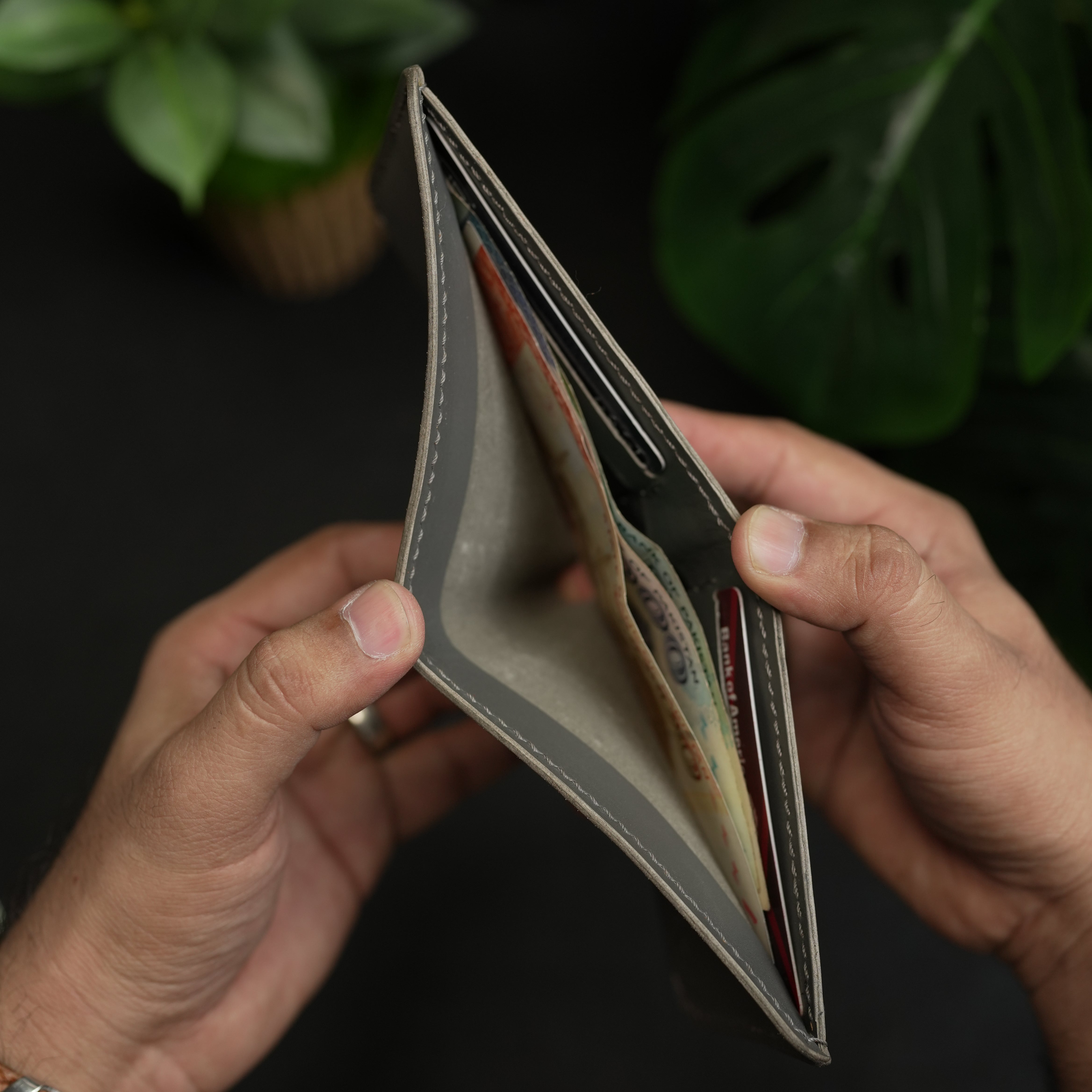 No. 81 full stitched bifold Leather Wallet Gray color