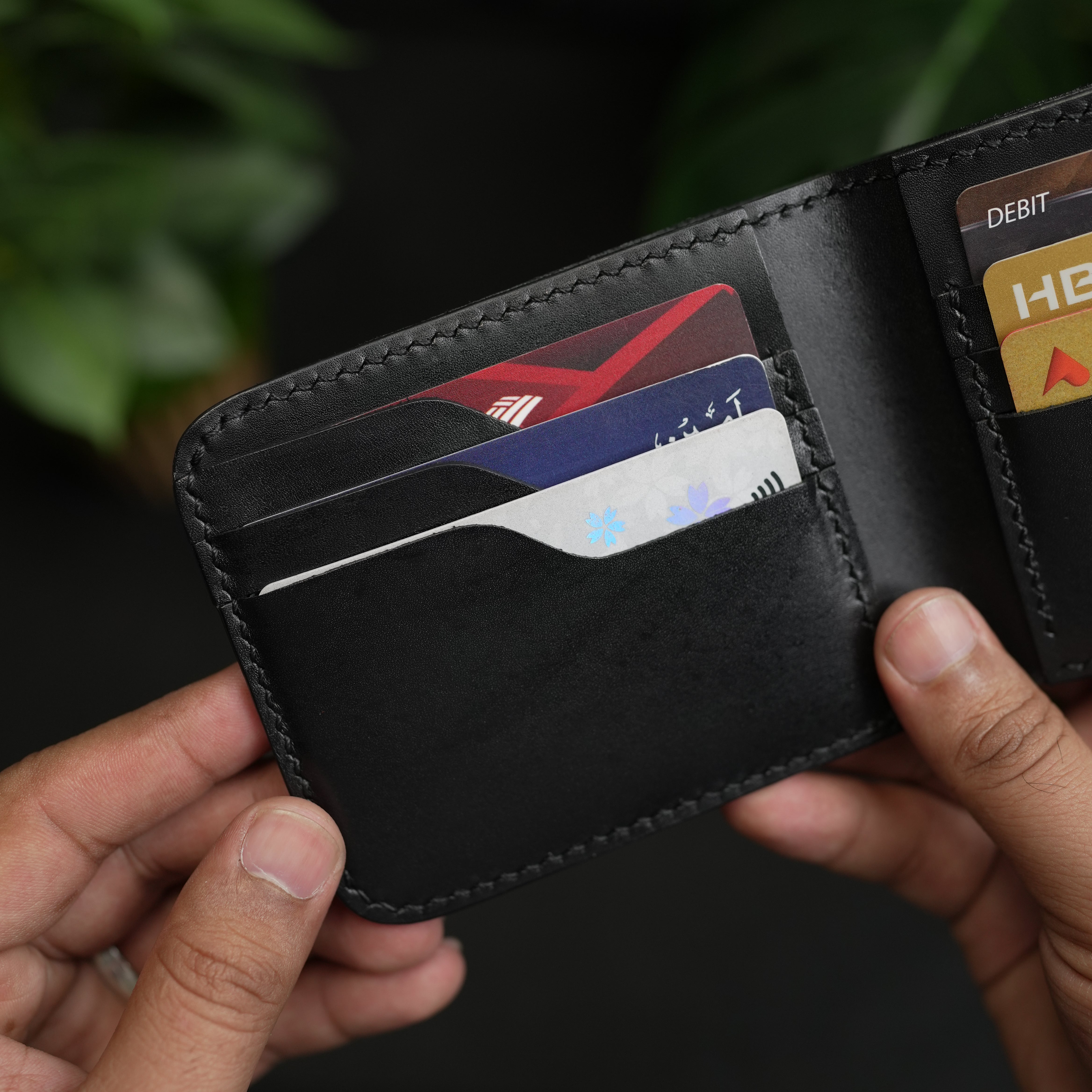 No.55 pro classic bifold Leather wallet Vegtan (Black color)