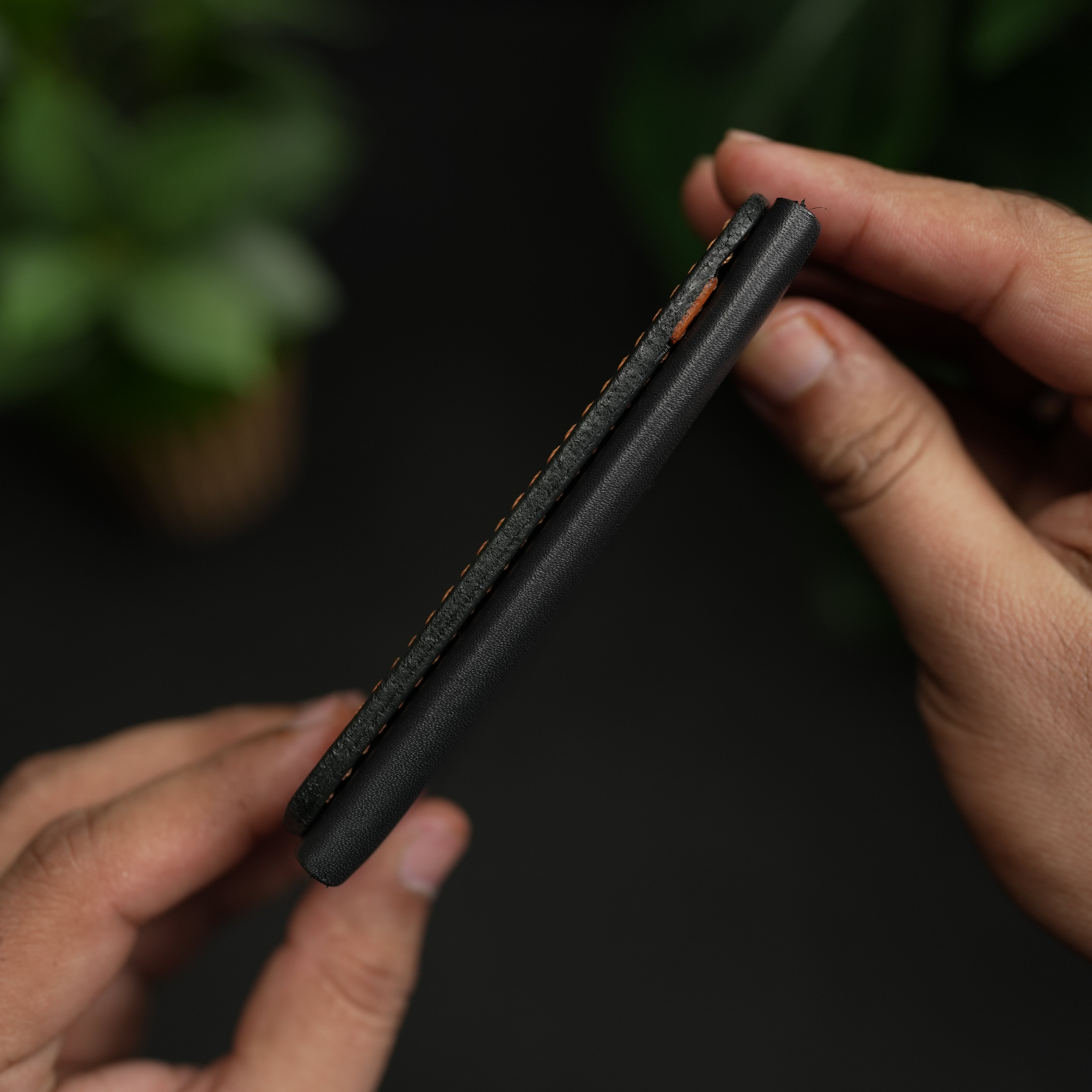 No. 69 vertical bifold wallet Black & Tan color