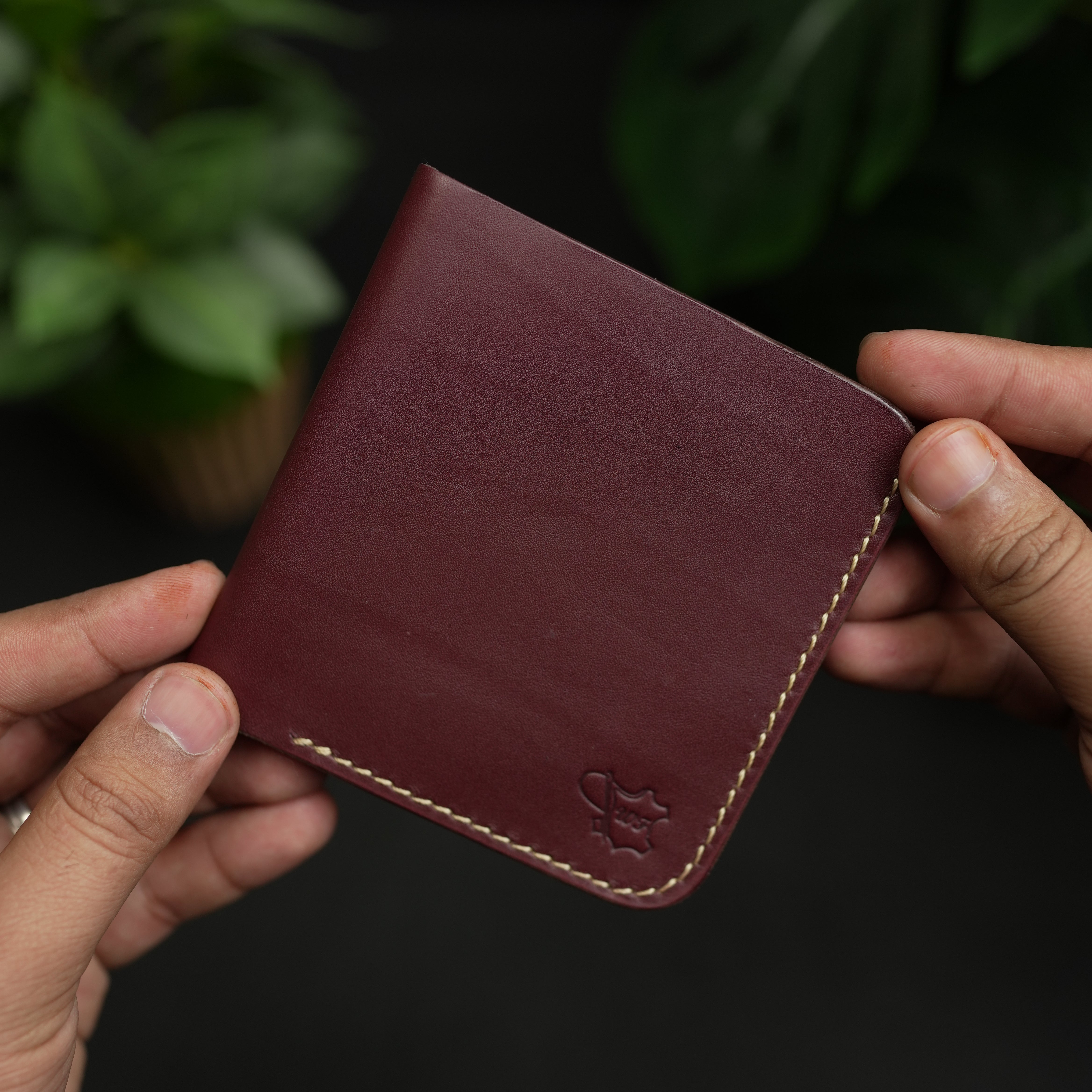 No.88 vertical bifold wallet Burgandy & Tan color