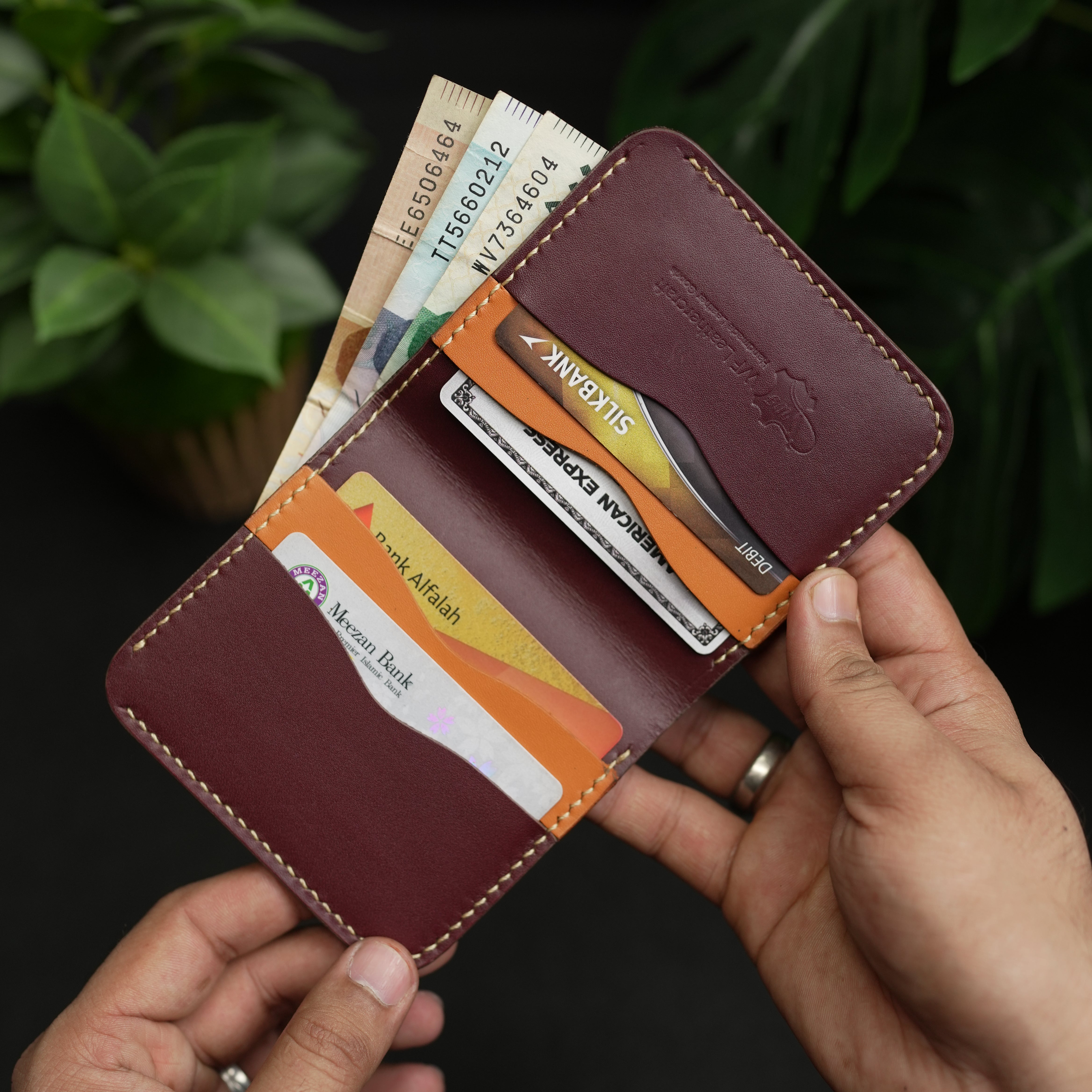 No.88 vertical bifold wallet Burgandy & Tan color