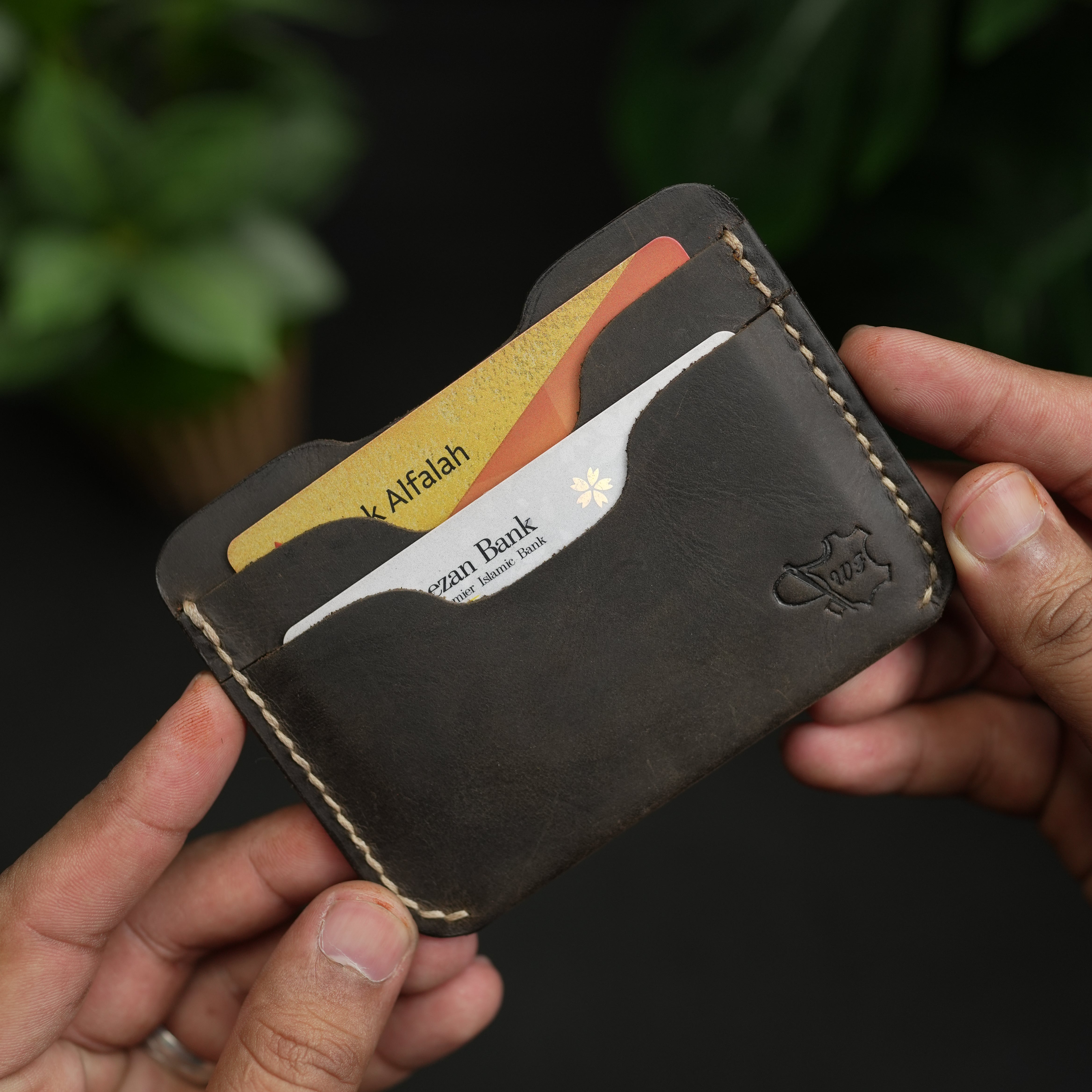 No. 113 Horizental Leather Cardholder