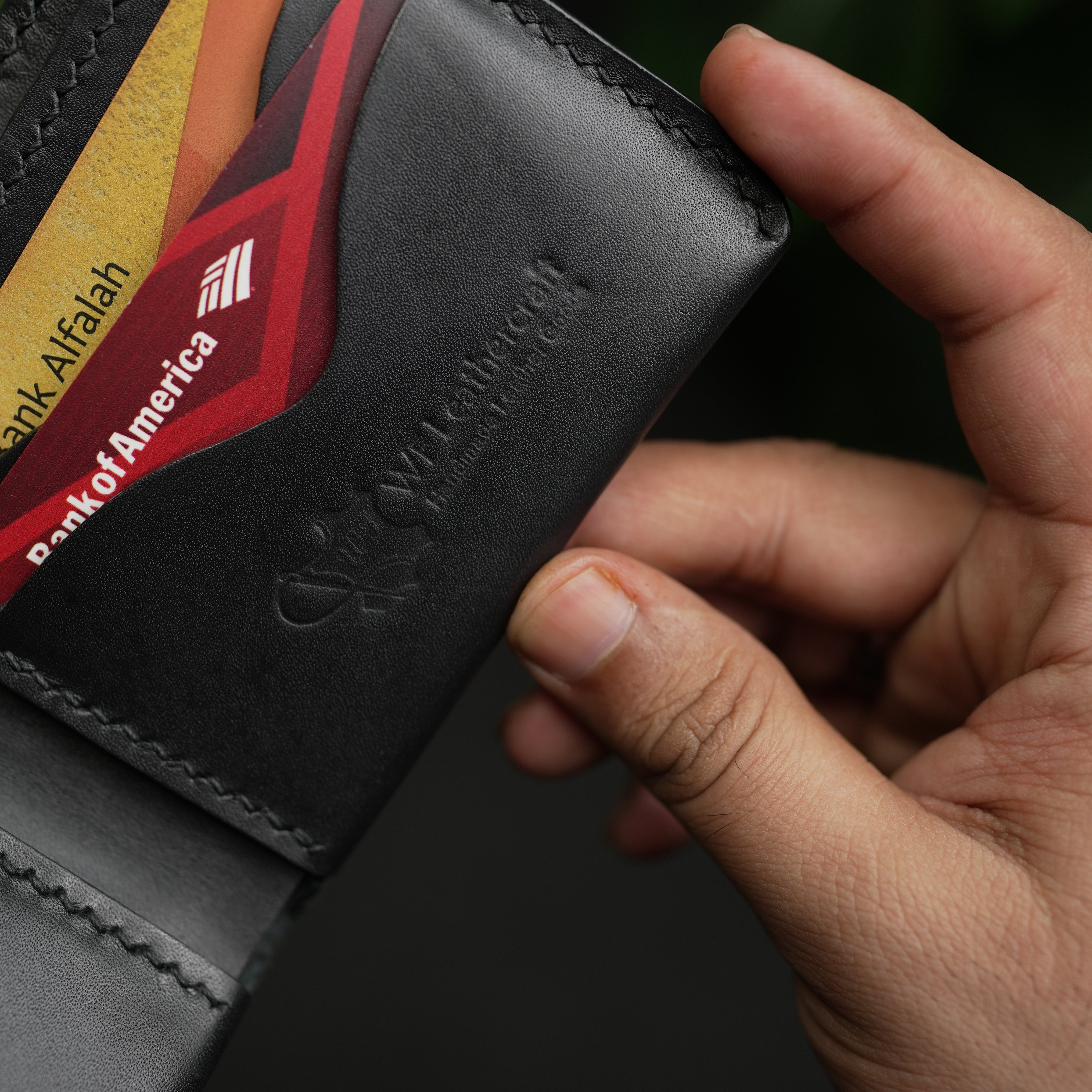 NO.81 Classic Bifold Luxury Leather Wallet – Black