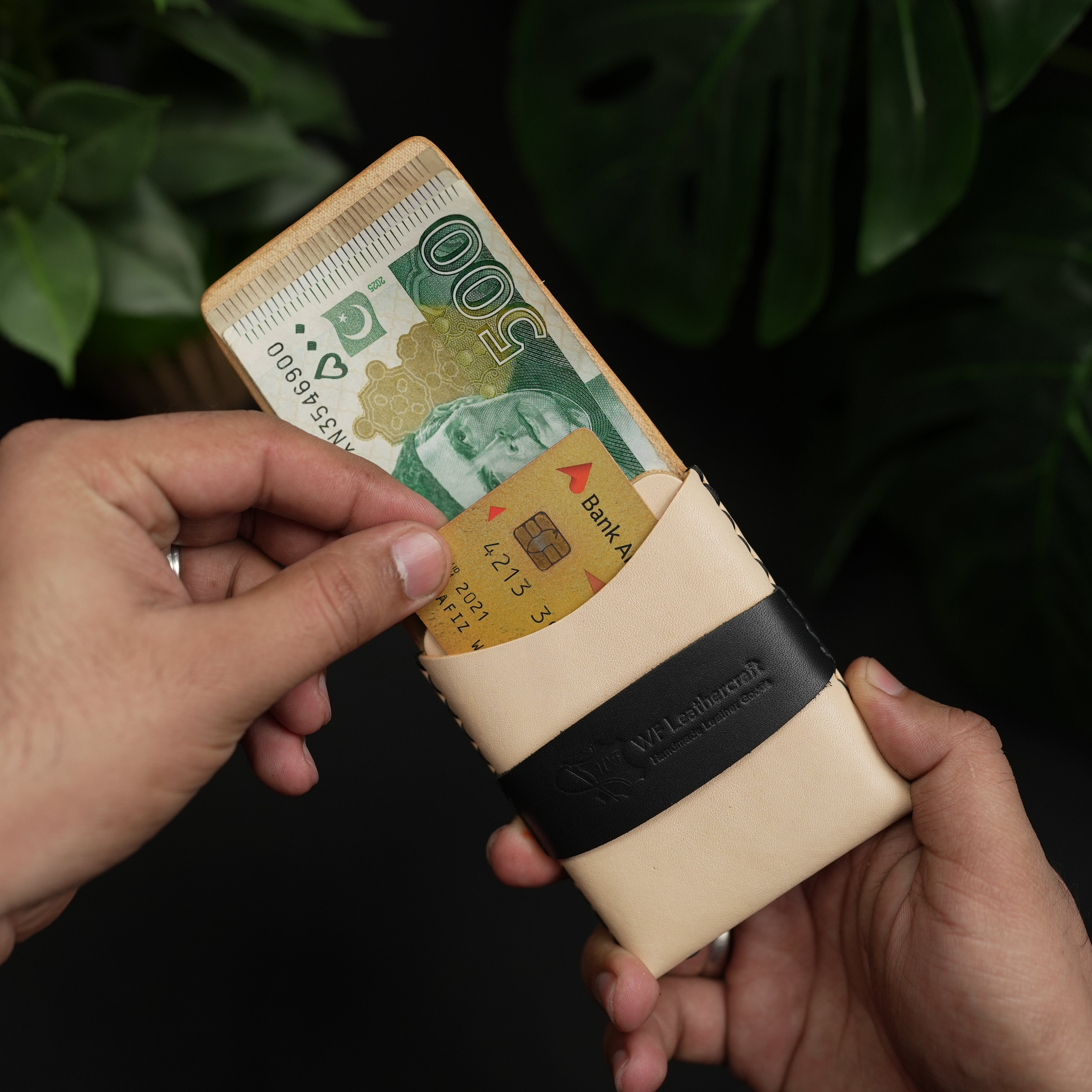 No. 101 All in one Card wallet natural vegtan leather & black combination