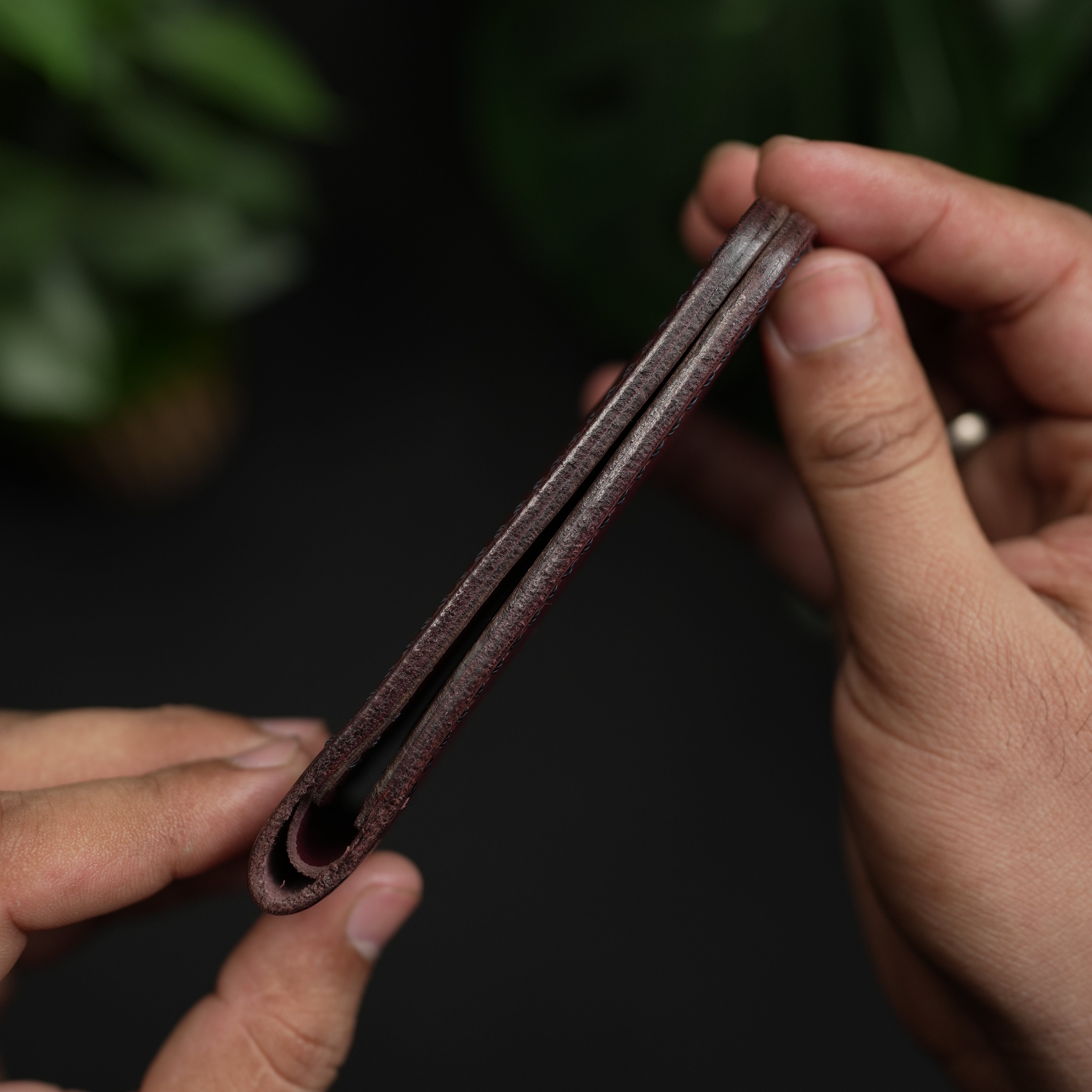 No.77 Bifold Leather Wallet ( Burgundy & Blue )