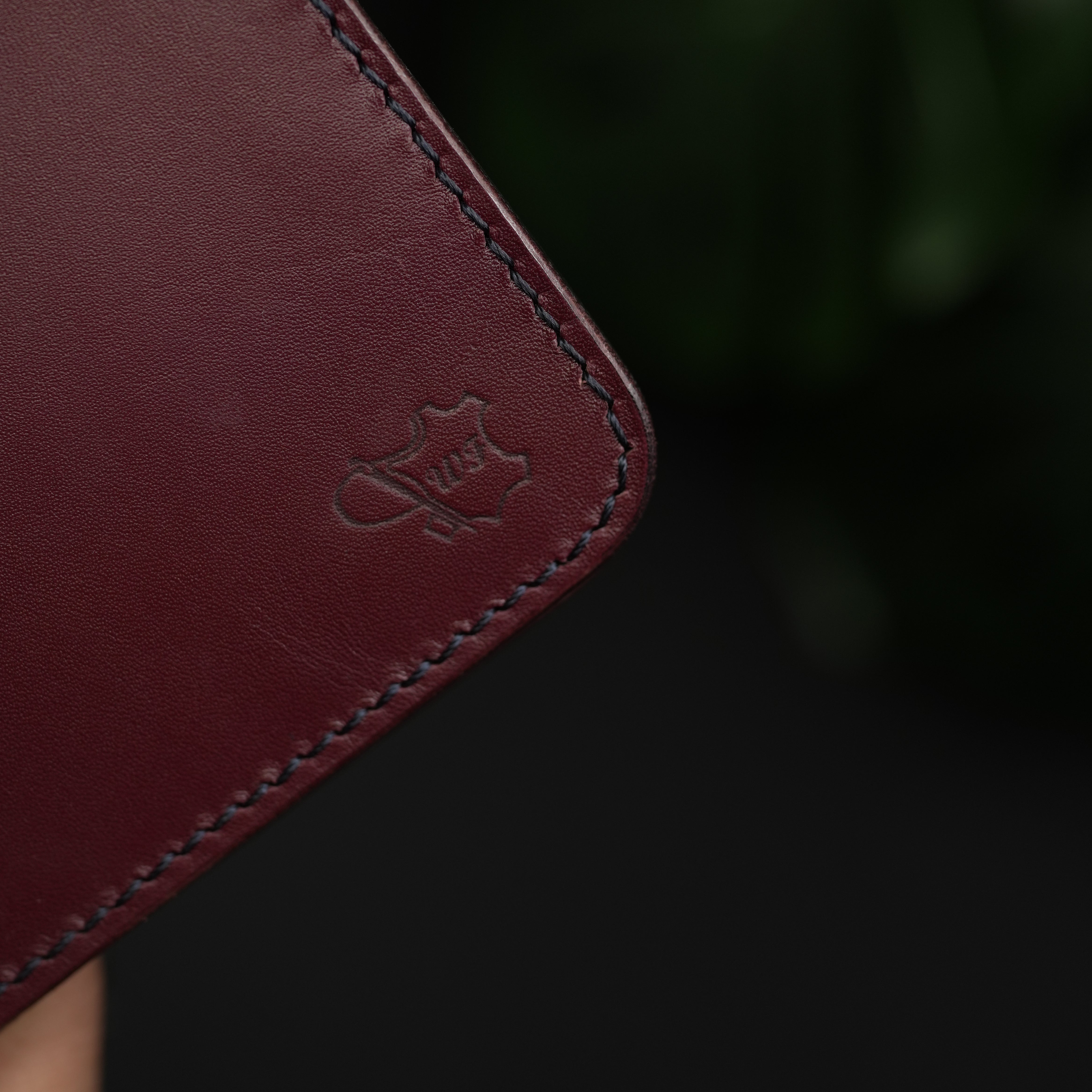 No.77 Classic Bifold Leather Wallet ( Burgundy & Blue )