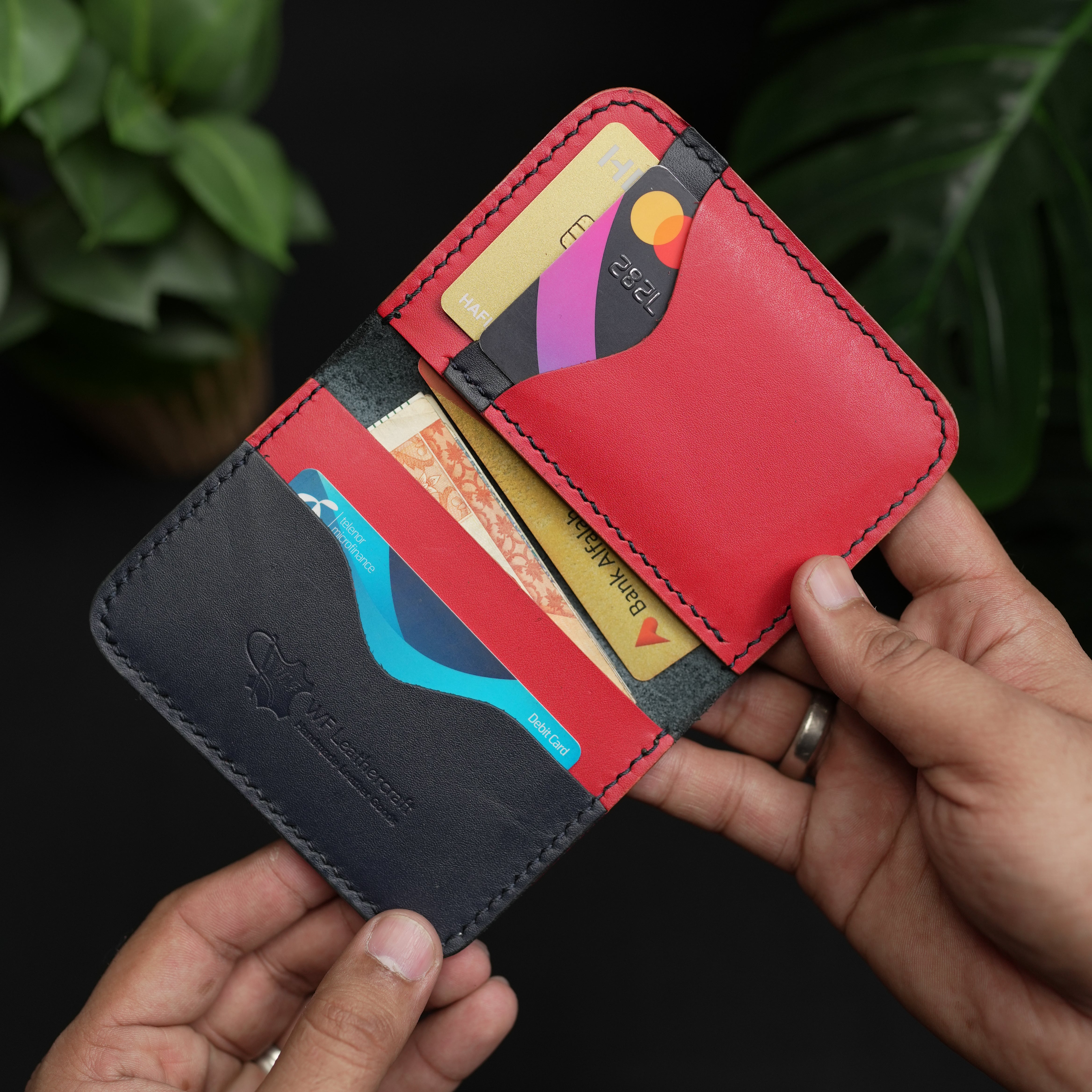 No.70 Bifold Card Leather Wallet (NAVY ELEGANCE & RED)