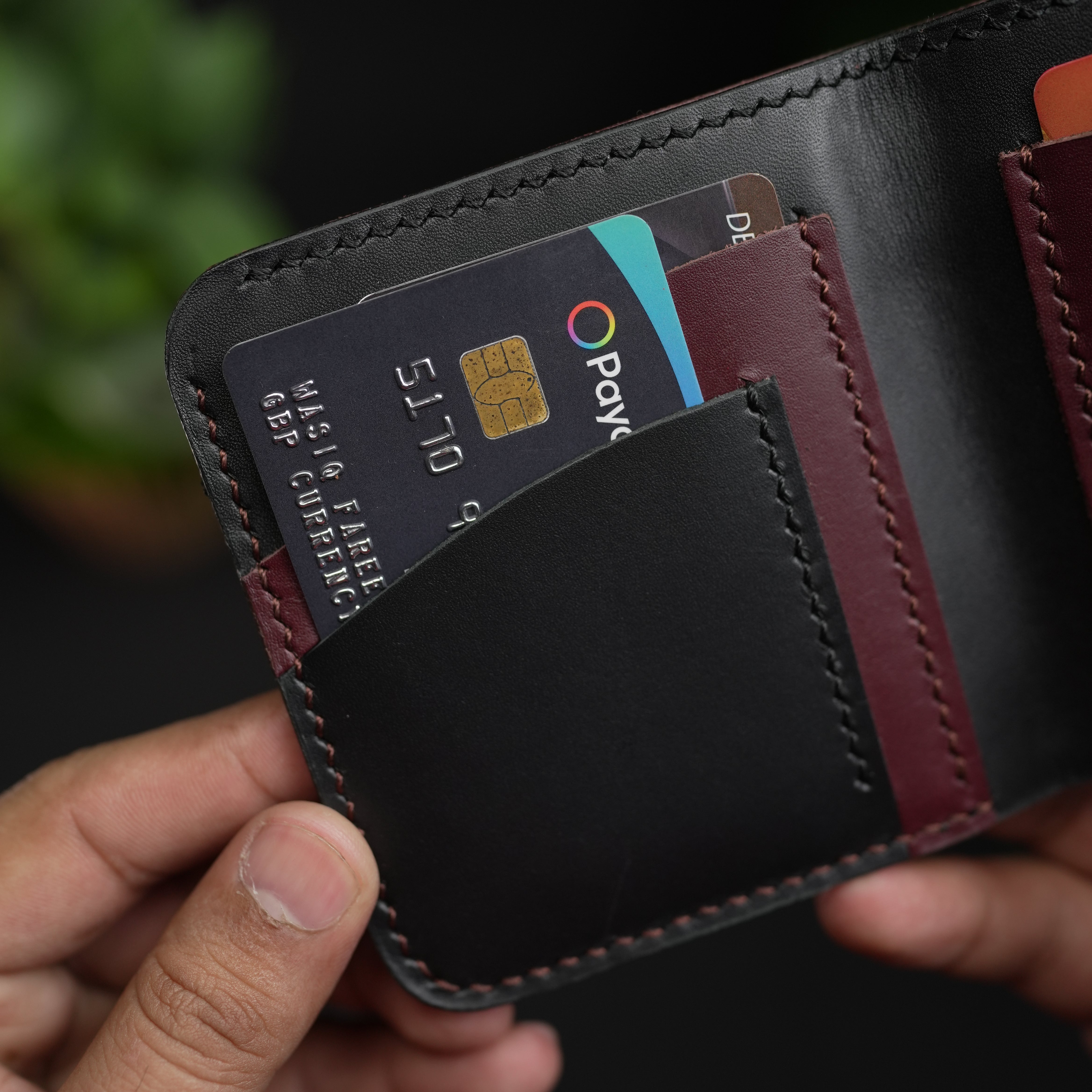 NO.86 VERTICLE BIFOLD LEATHER WALLET ( BURGANDY & OCEAN BLACK )