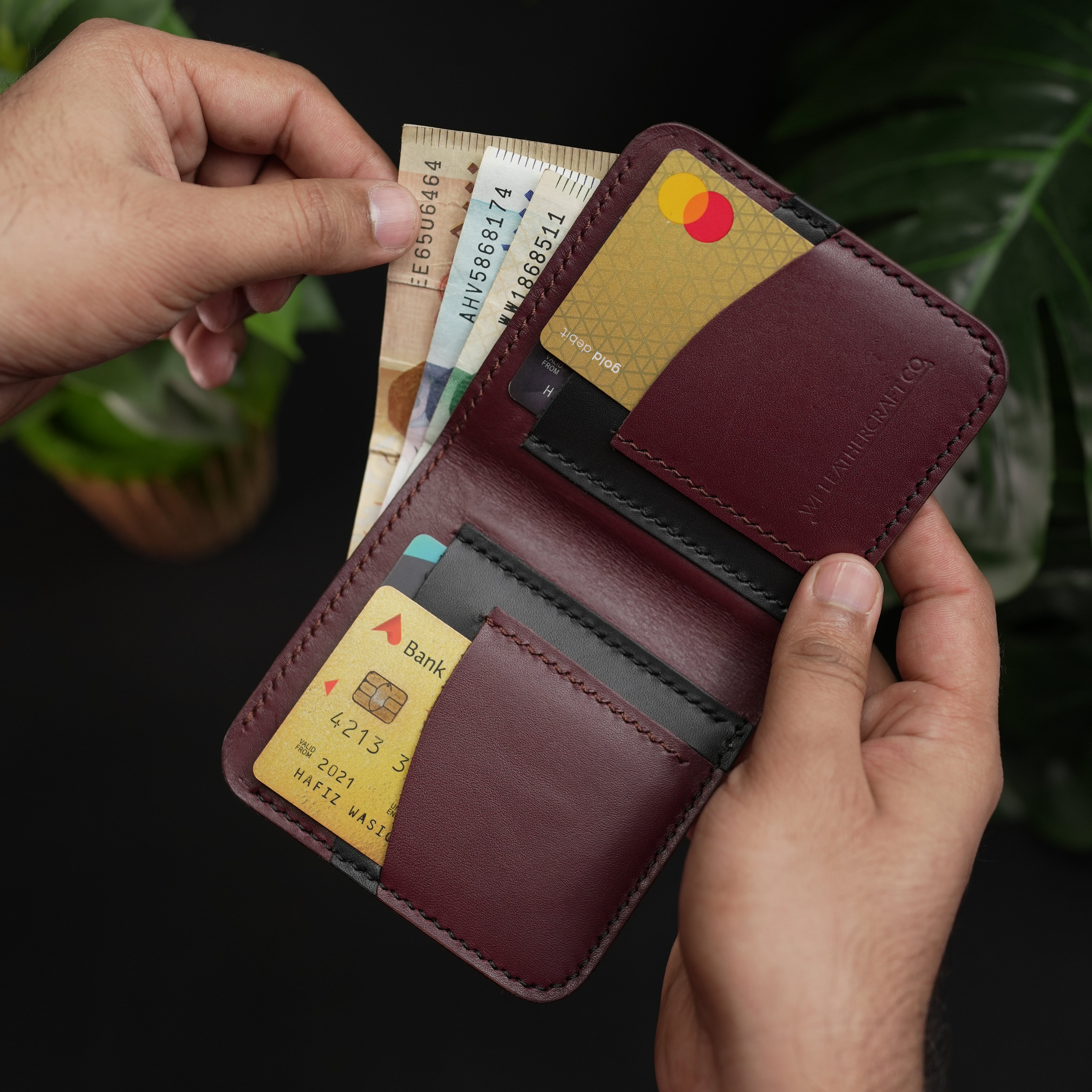 NO.86 VERTICLE BIFOLD LEATHER WALLET (OCEAN BLACK & BURGANDY)