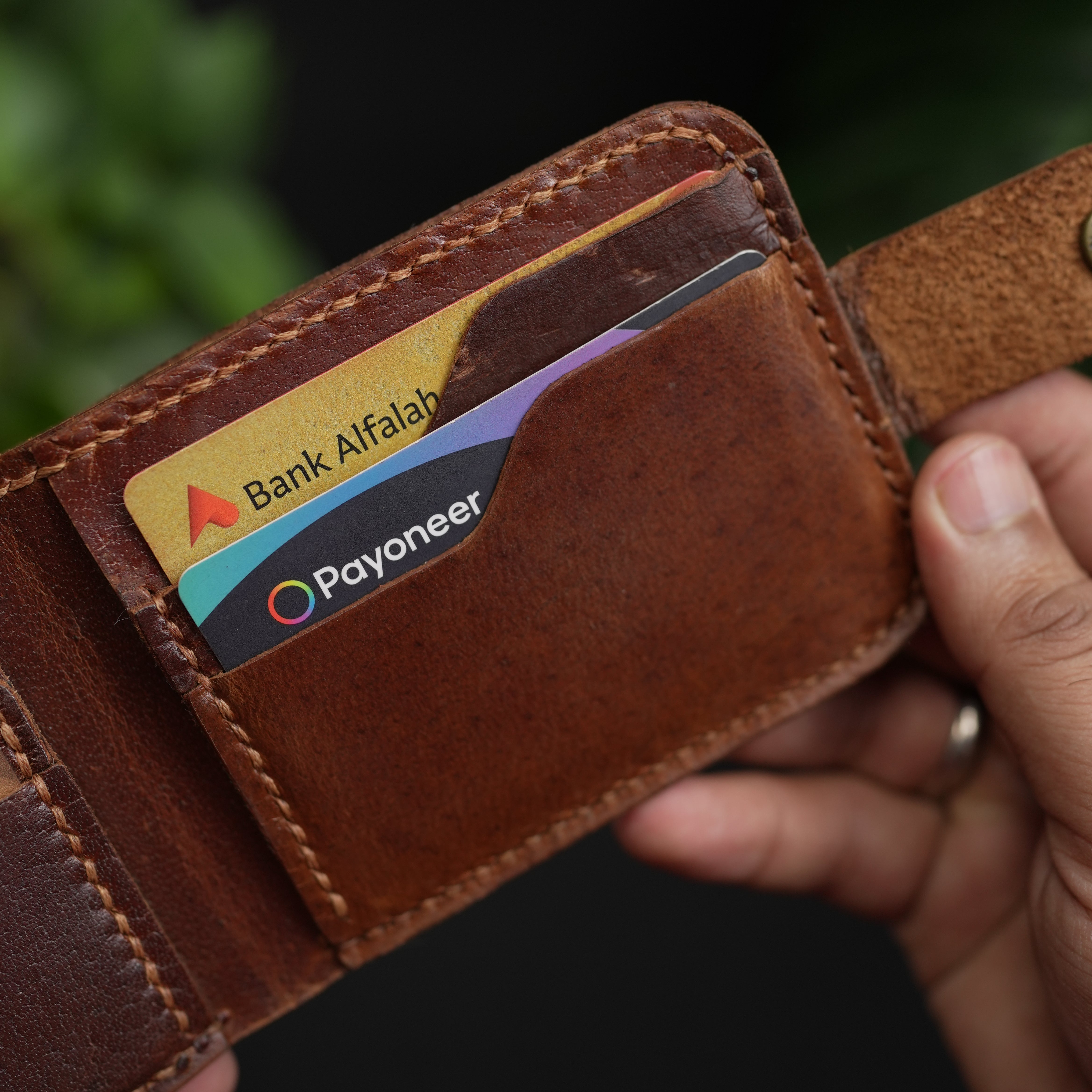 No.55 Classic Bifold Wallet Natural Brown With Button