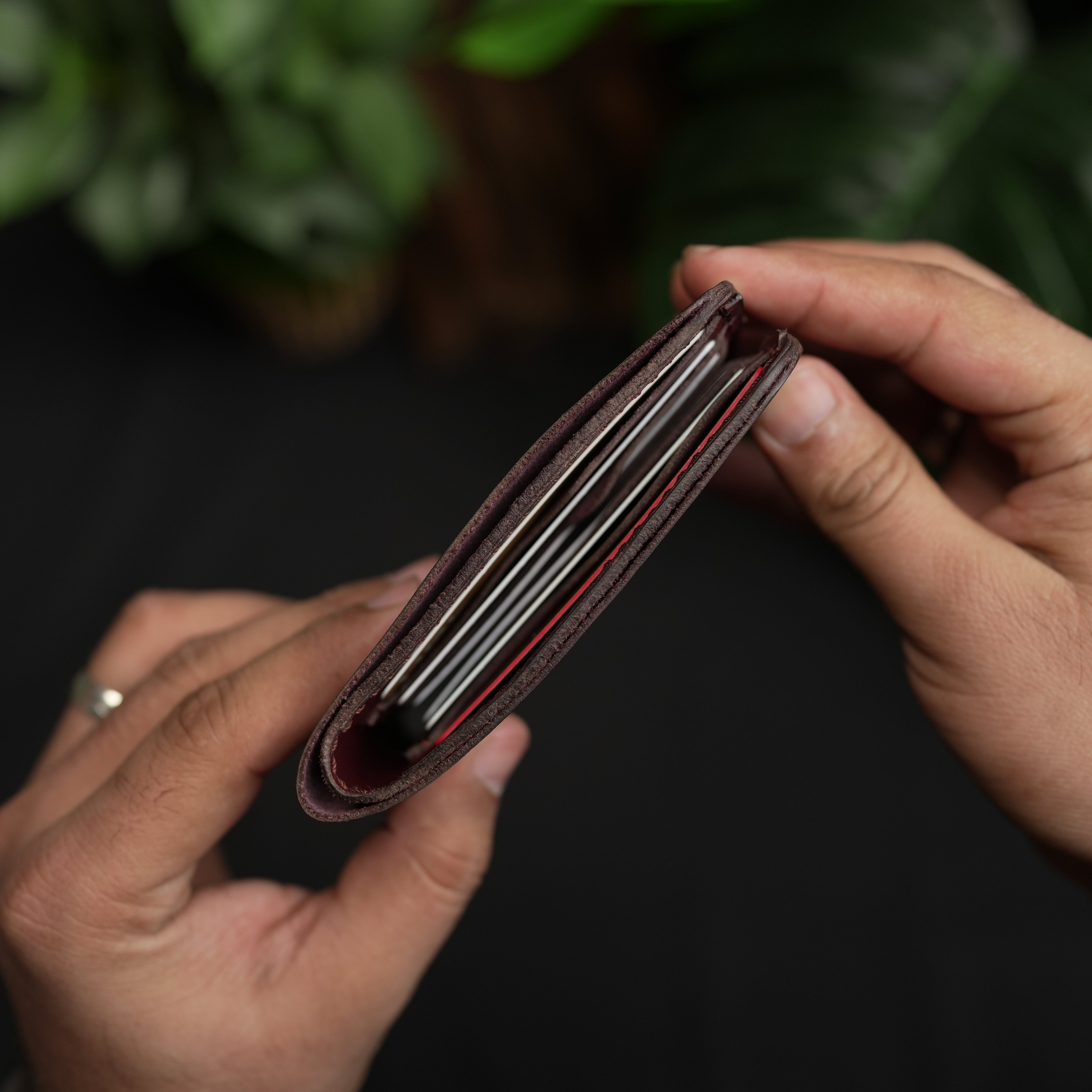 No.55 pro classic bifold Leatherwallet Vegtan (Burgundy color)