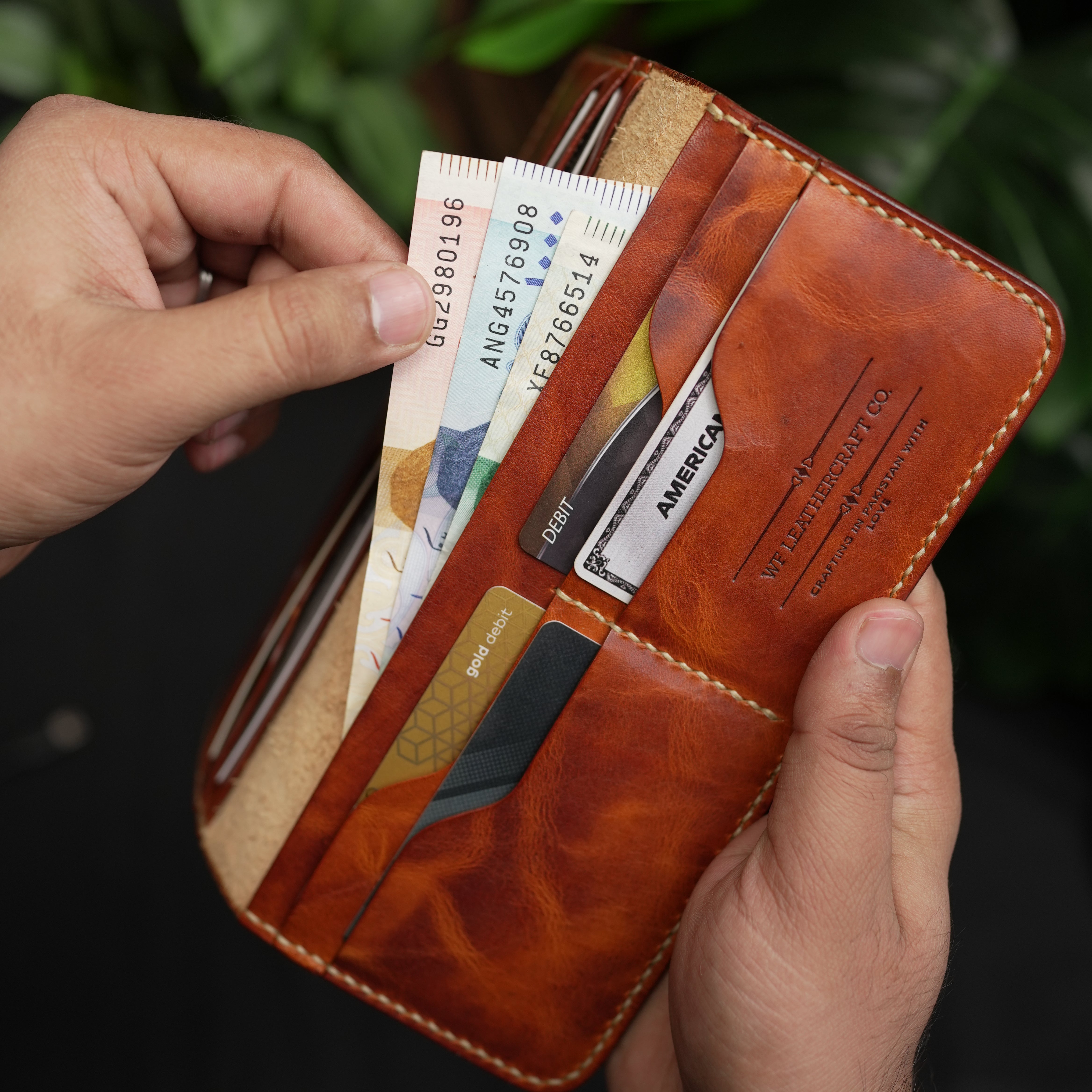 No. 72 Long Bifold Leather Wallet With Hand Dye Vintage Tan Color