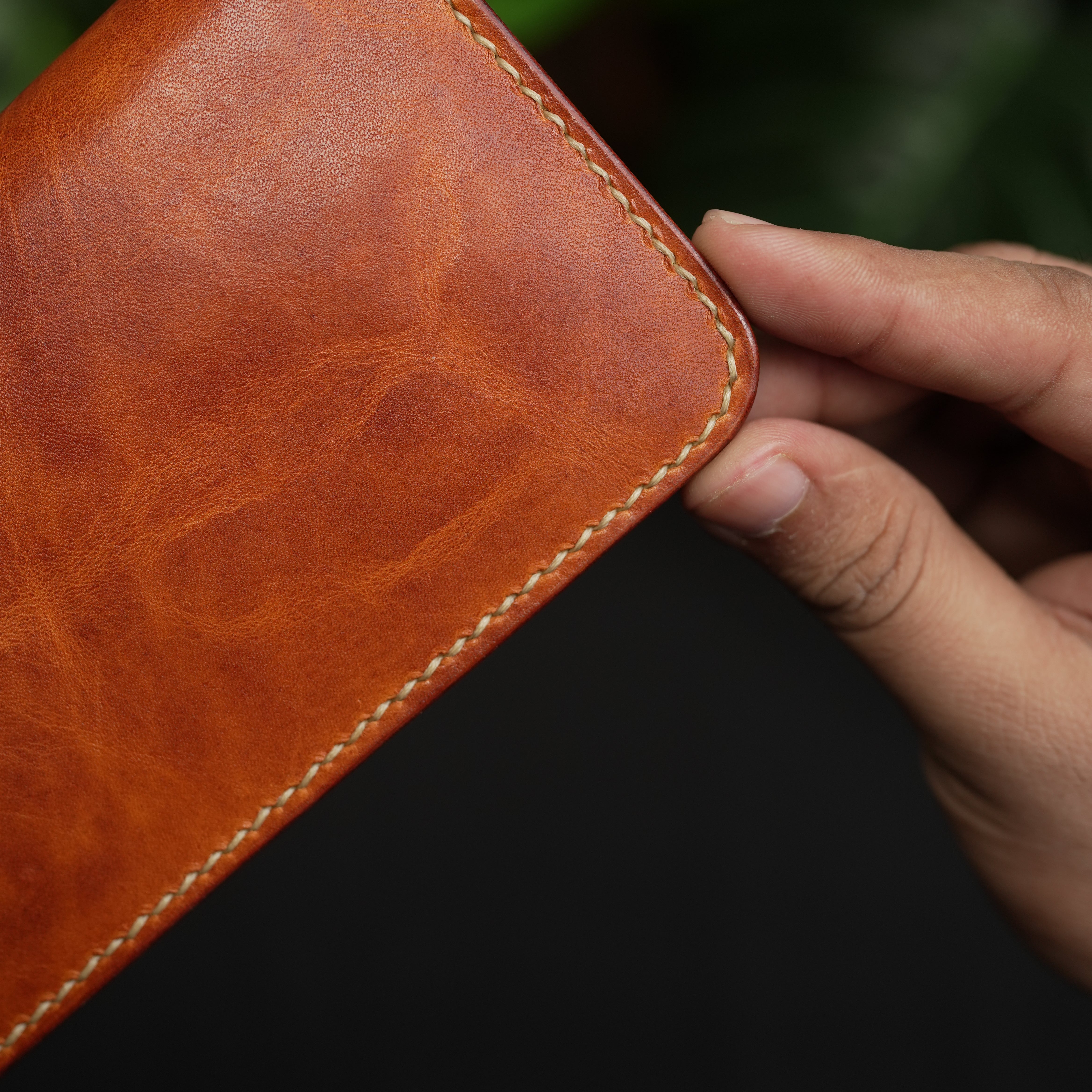 No. 72 Long Bifold Leather Wallet With Hand Dye Vintage Tan Color