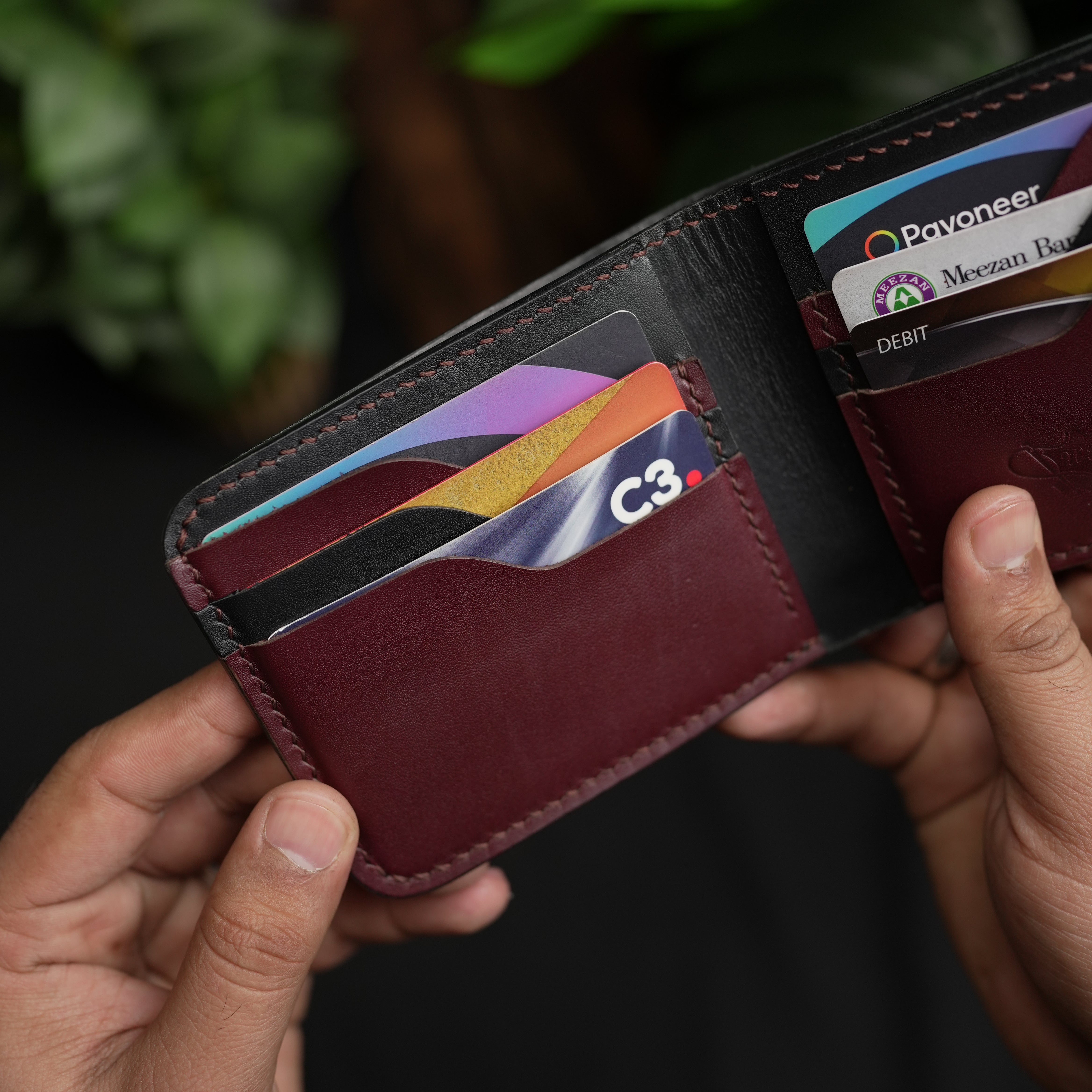 No. 55 Pro claasic full optianl Leather wallet Black with burgandy