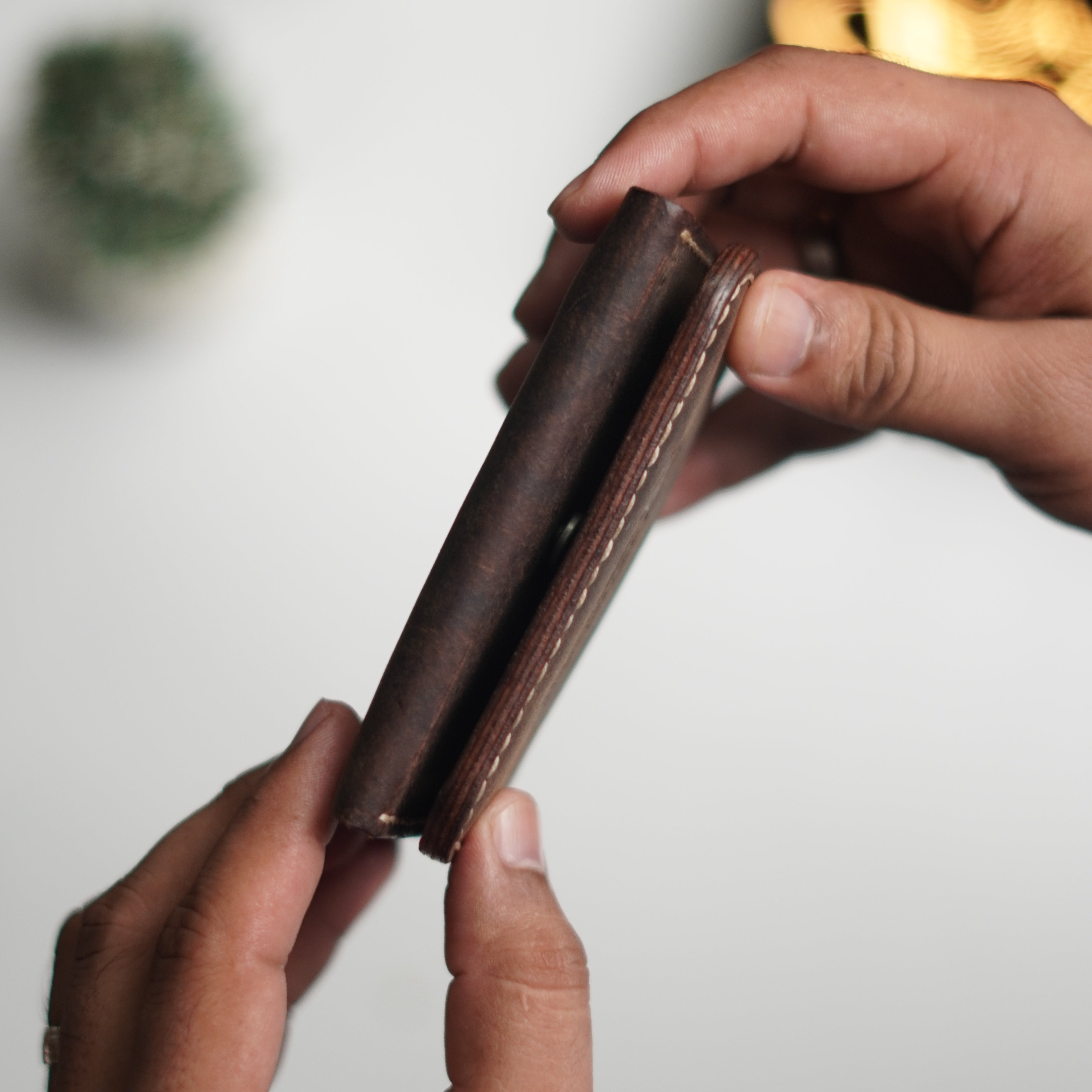 رقم 107 - محفظة صغيرة الحجم وبسيطة