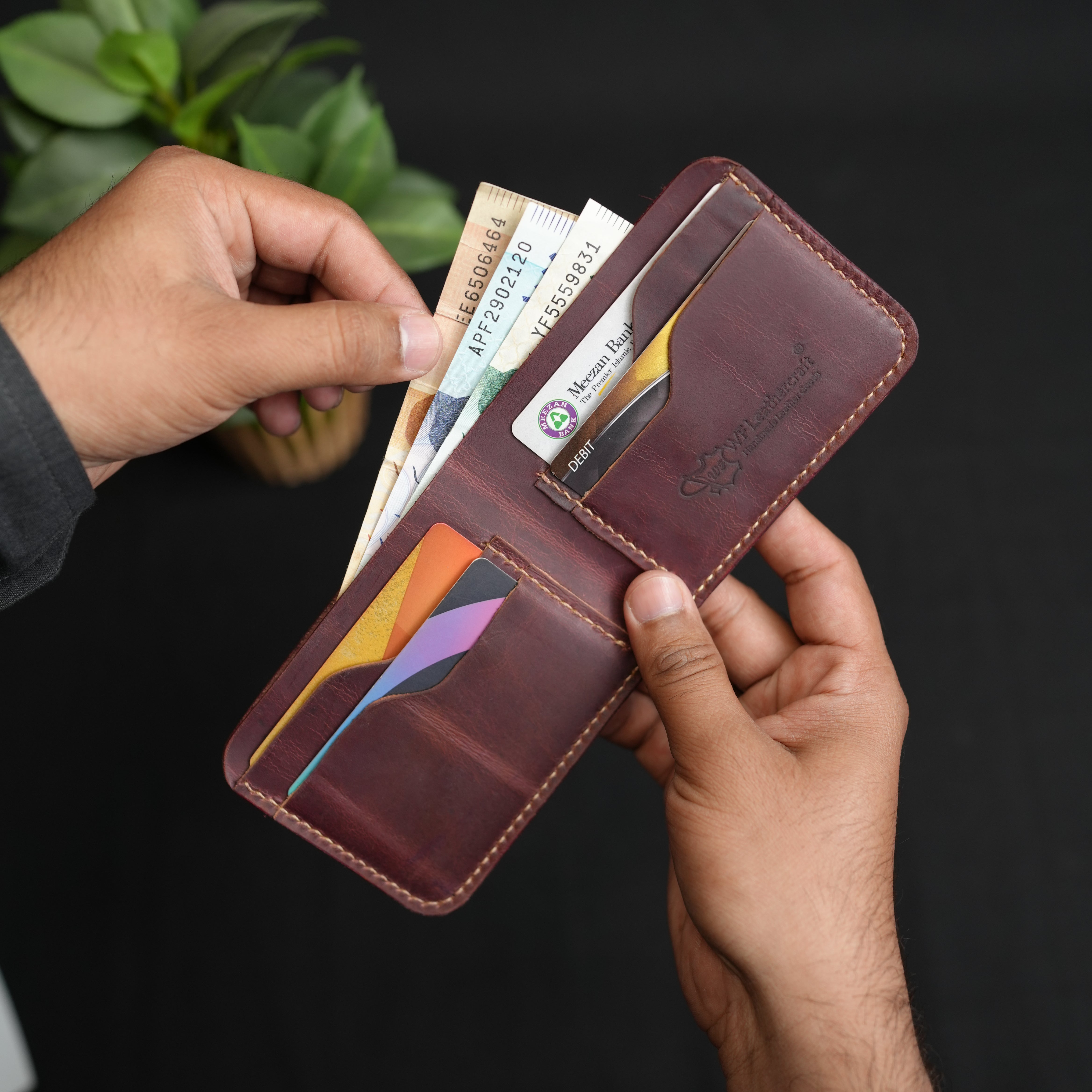 No.55 Bilfold Leather wallet Bordo Color