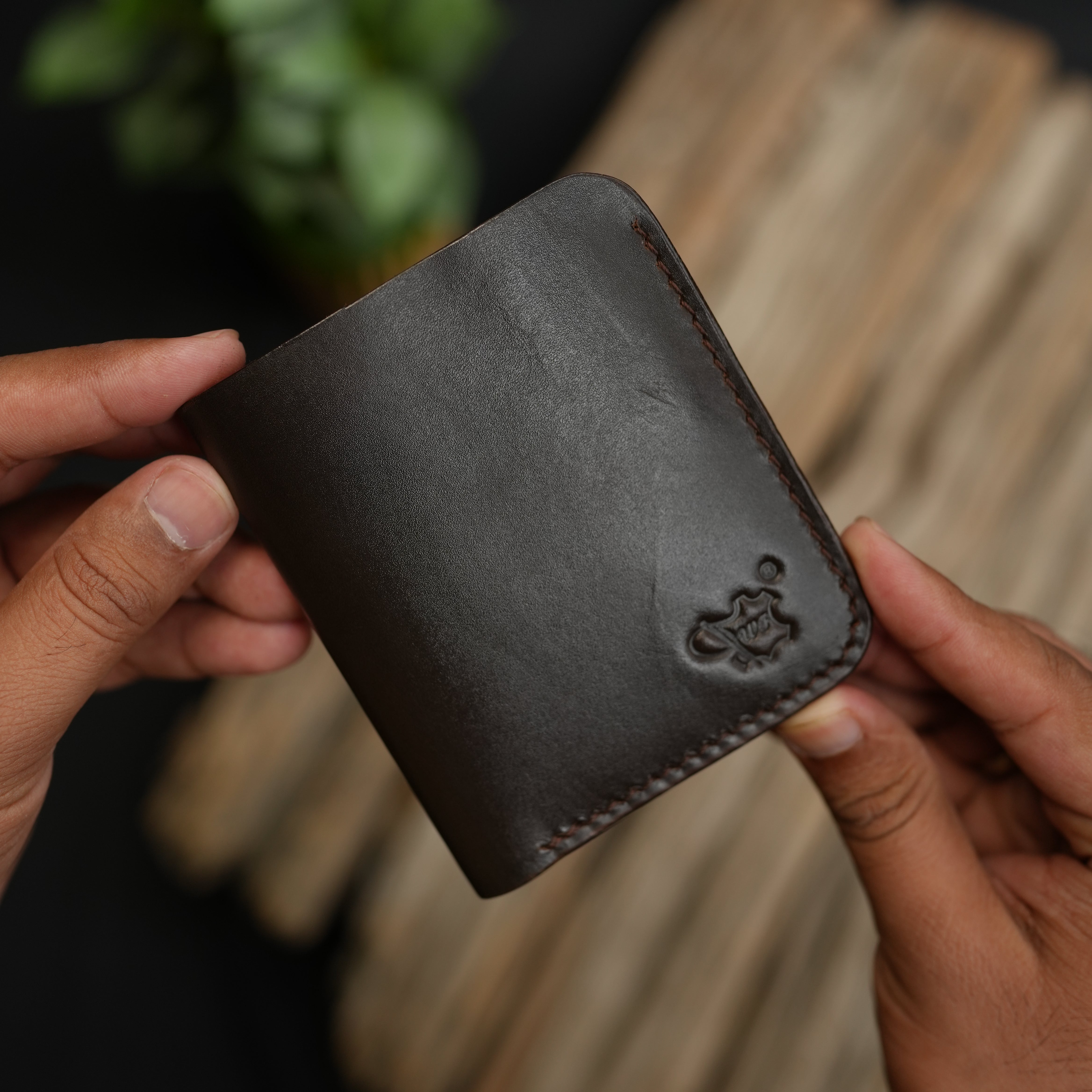 No.88 Vertical Bifold Wallet Chocolate Brown Color