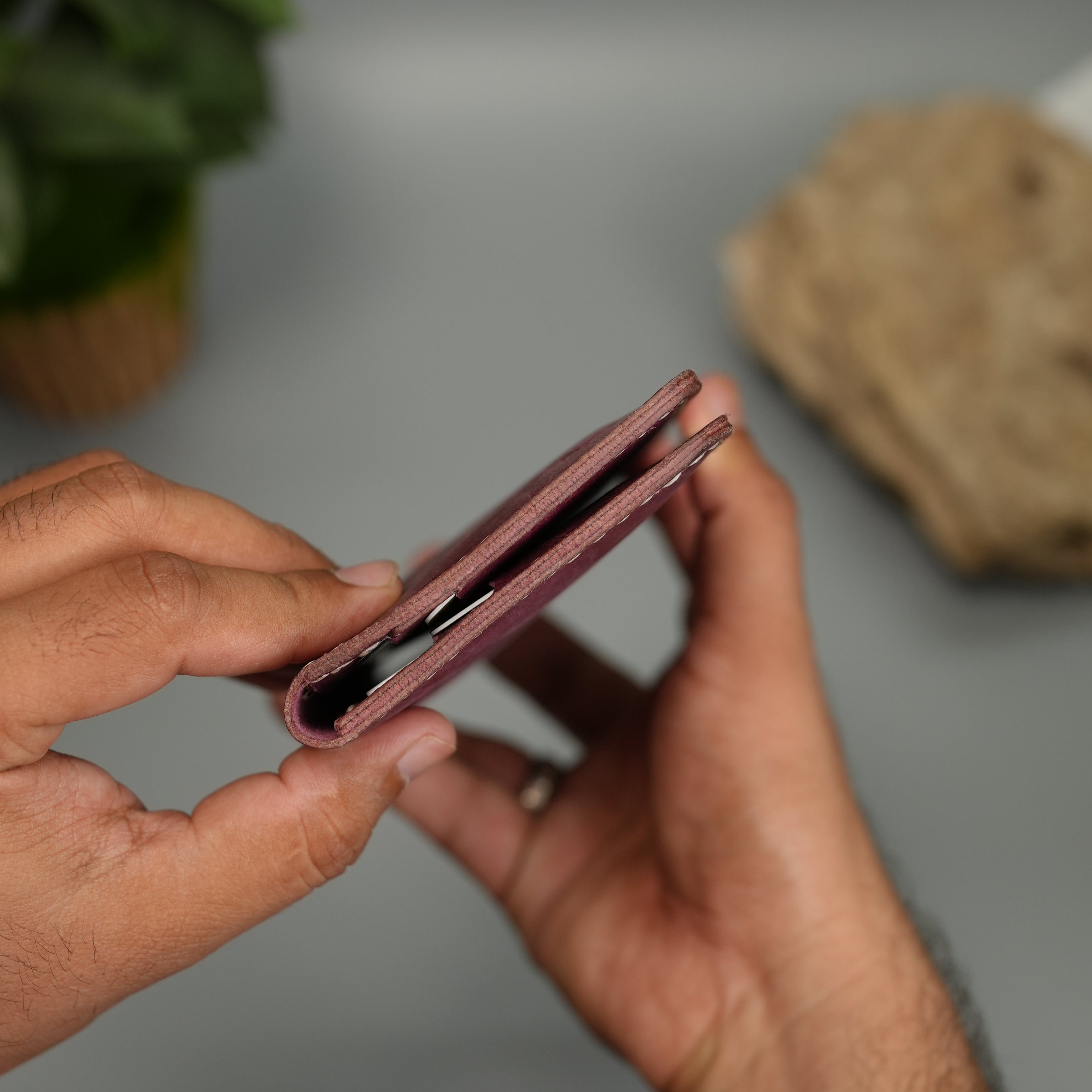 No. 94 Bifold Long leather wallet Bordo Color