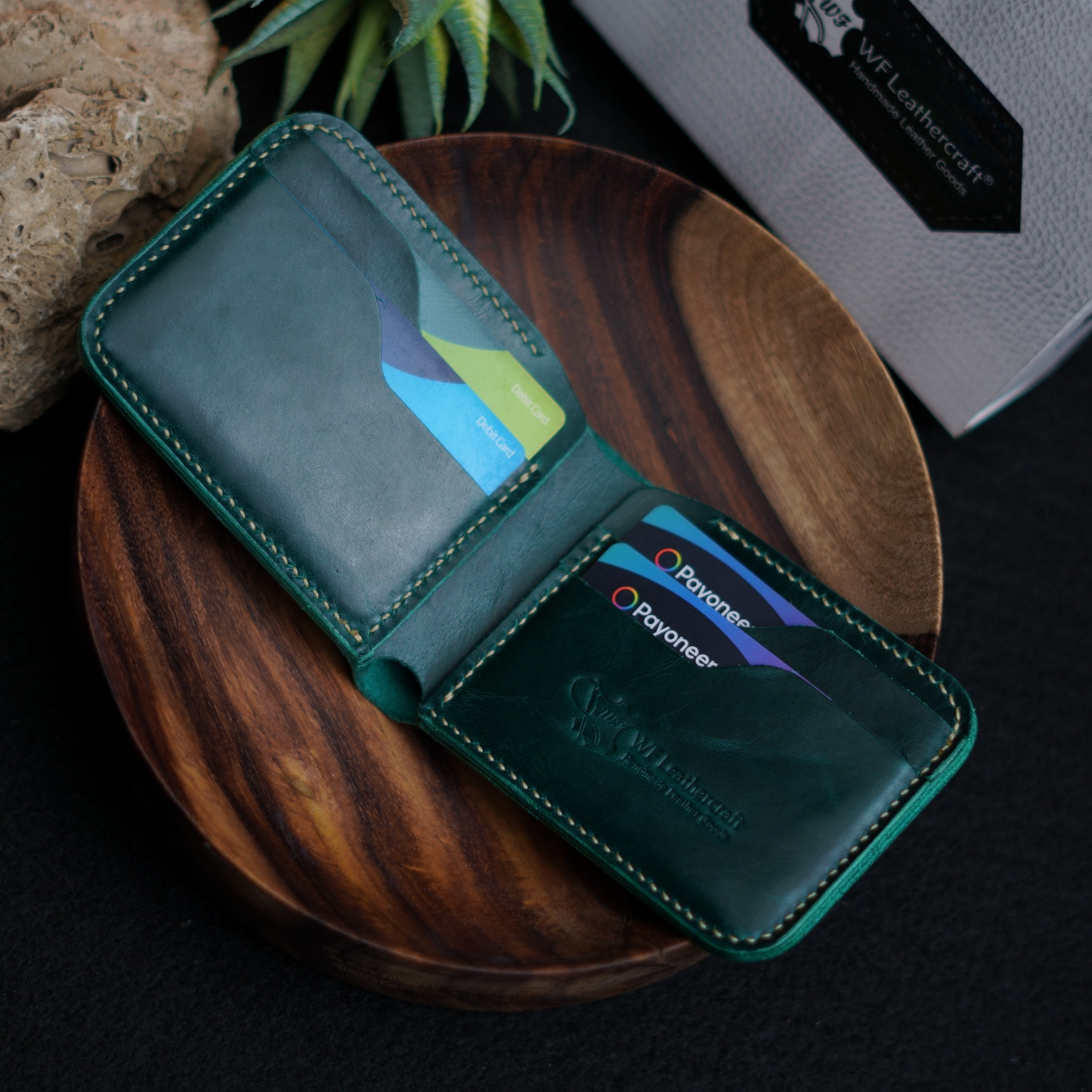 No.55-V2 Classic Bifold Wallet ( Green Color )