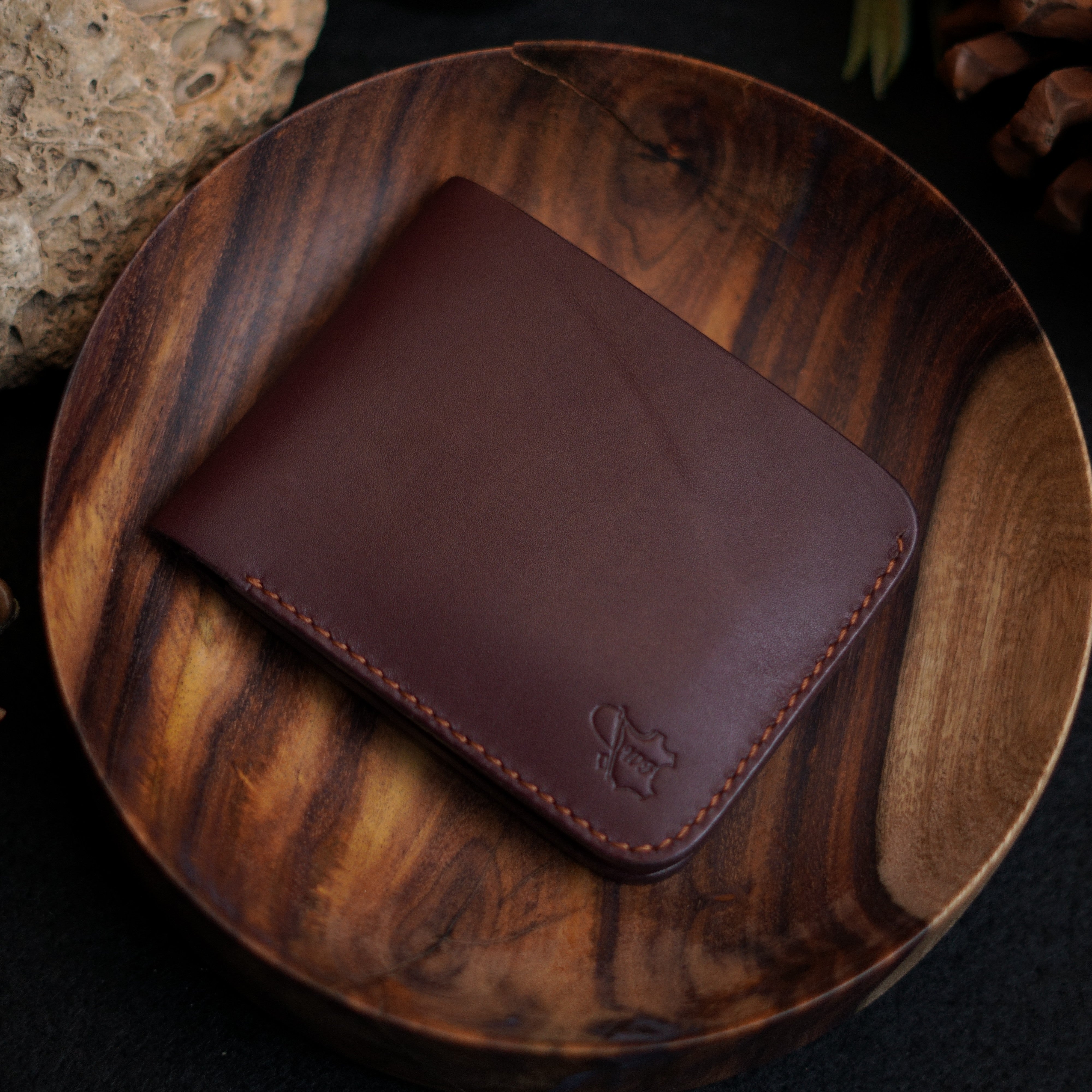 No.55 pro classic bifold wallet (Burgundy color)