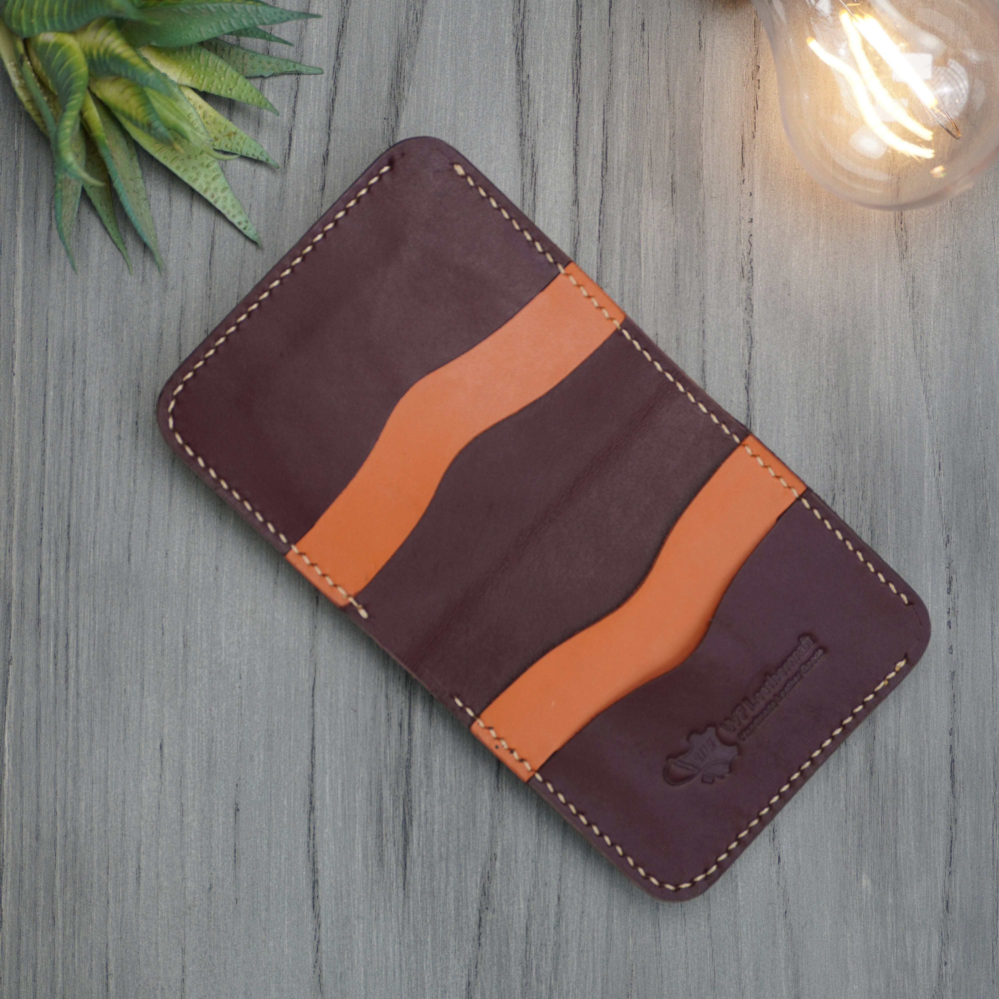 No.88 vertical bifold wallet Burgandy & Tan color