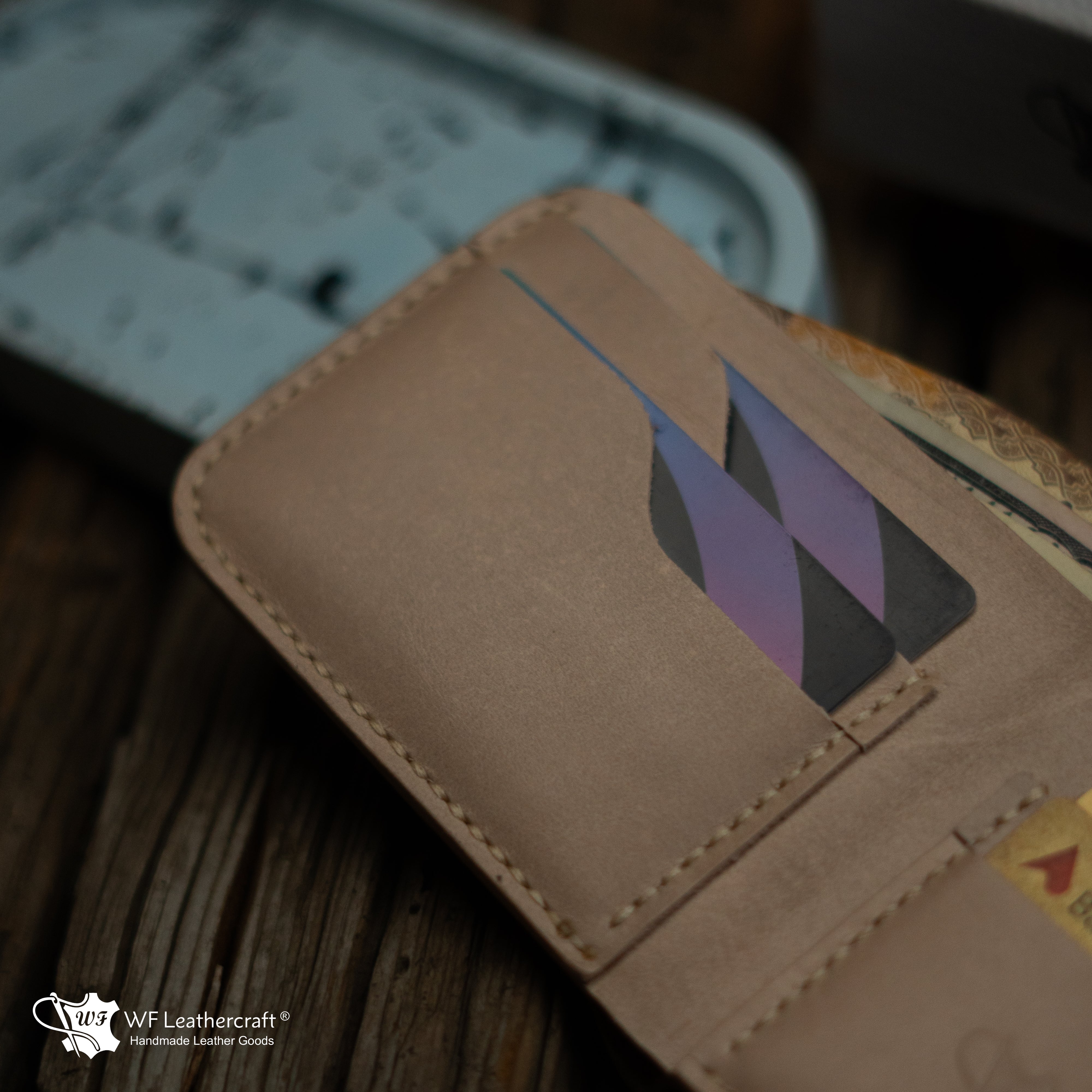 No. 55 Bifold leather wallet (Natural color)