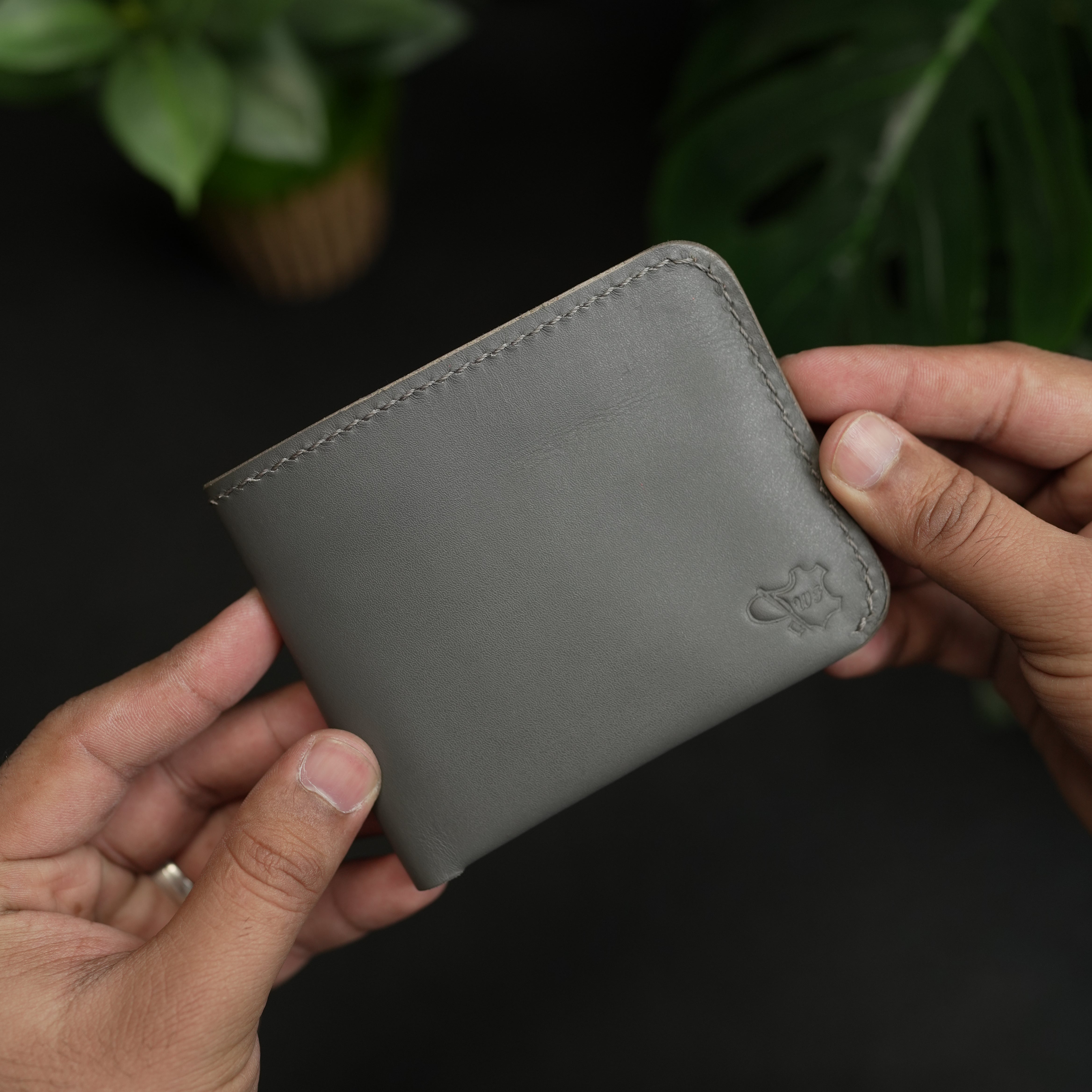 No. 81 full stitched bifold Leather Wallet Gray color