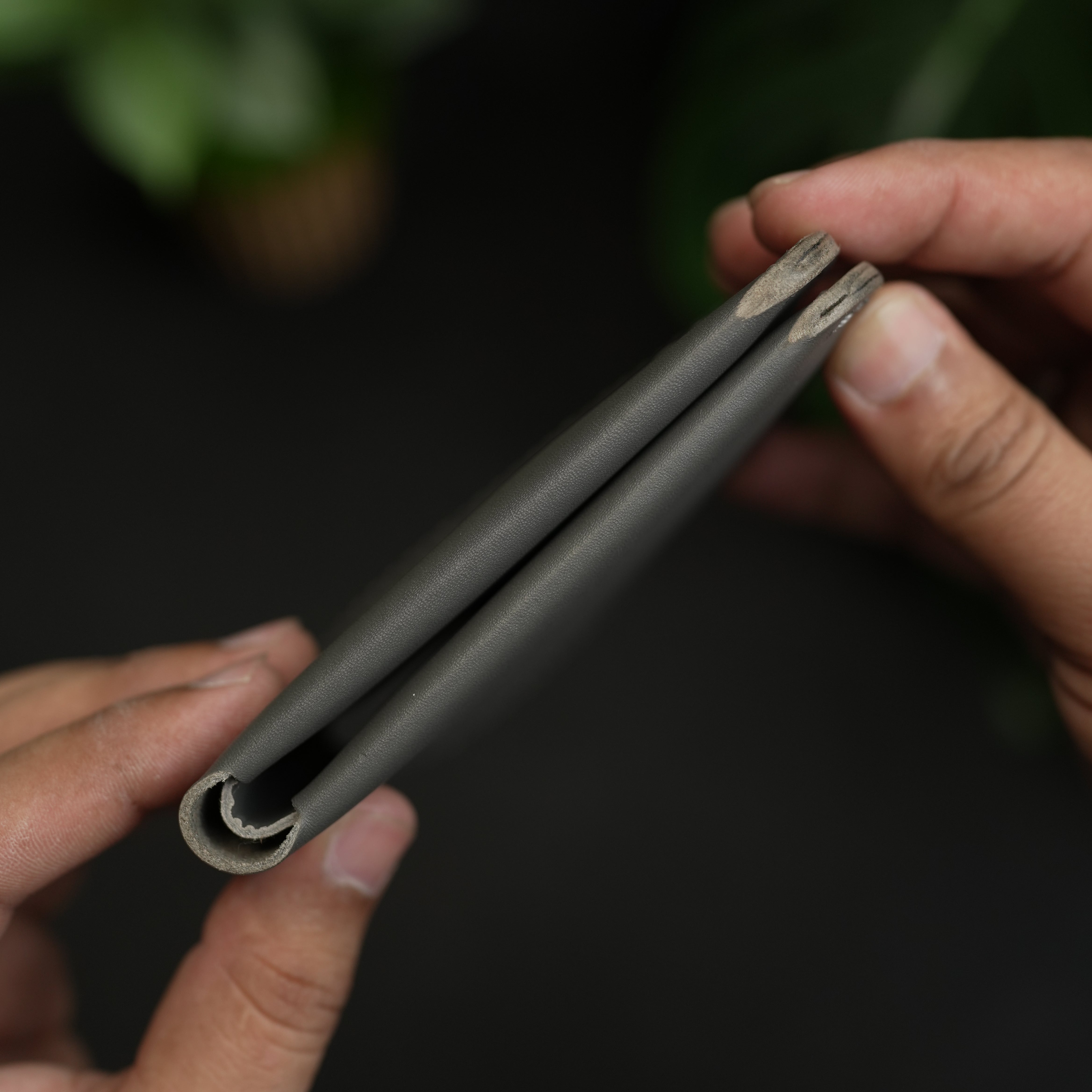 No. 81 full stitched bifold Leather Wallet Gray color