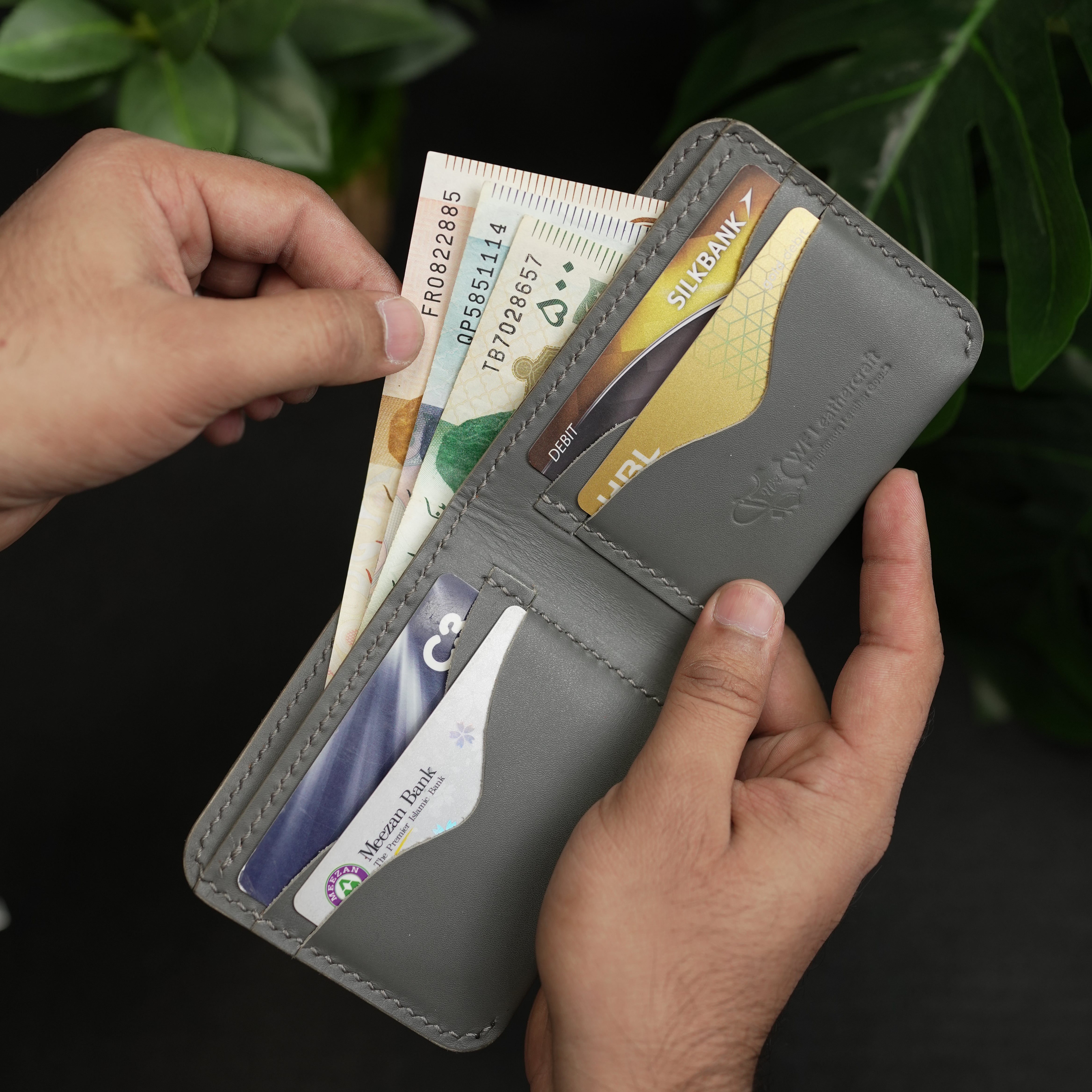 No. 81 full stitched bifold Leather Wallet Gray color