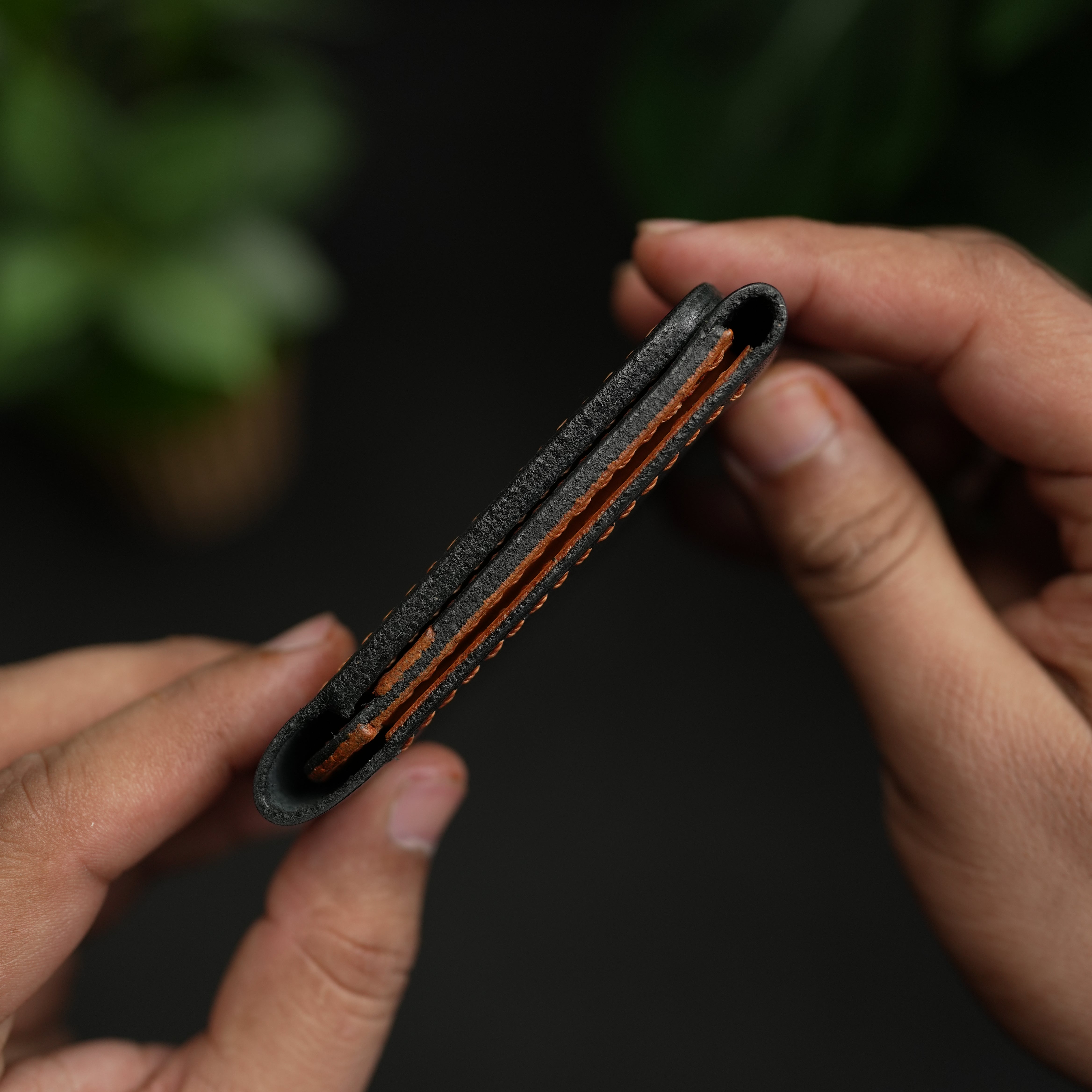 No. 69 vertical bifold wallet Black & Tan color