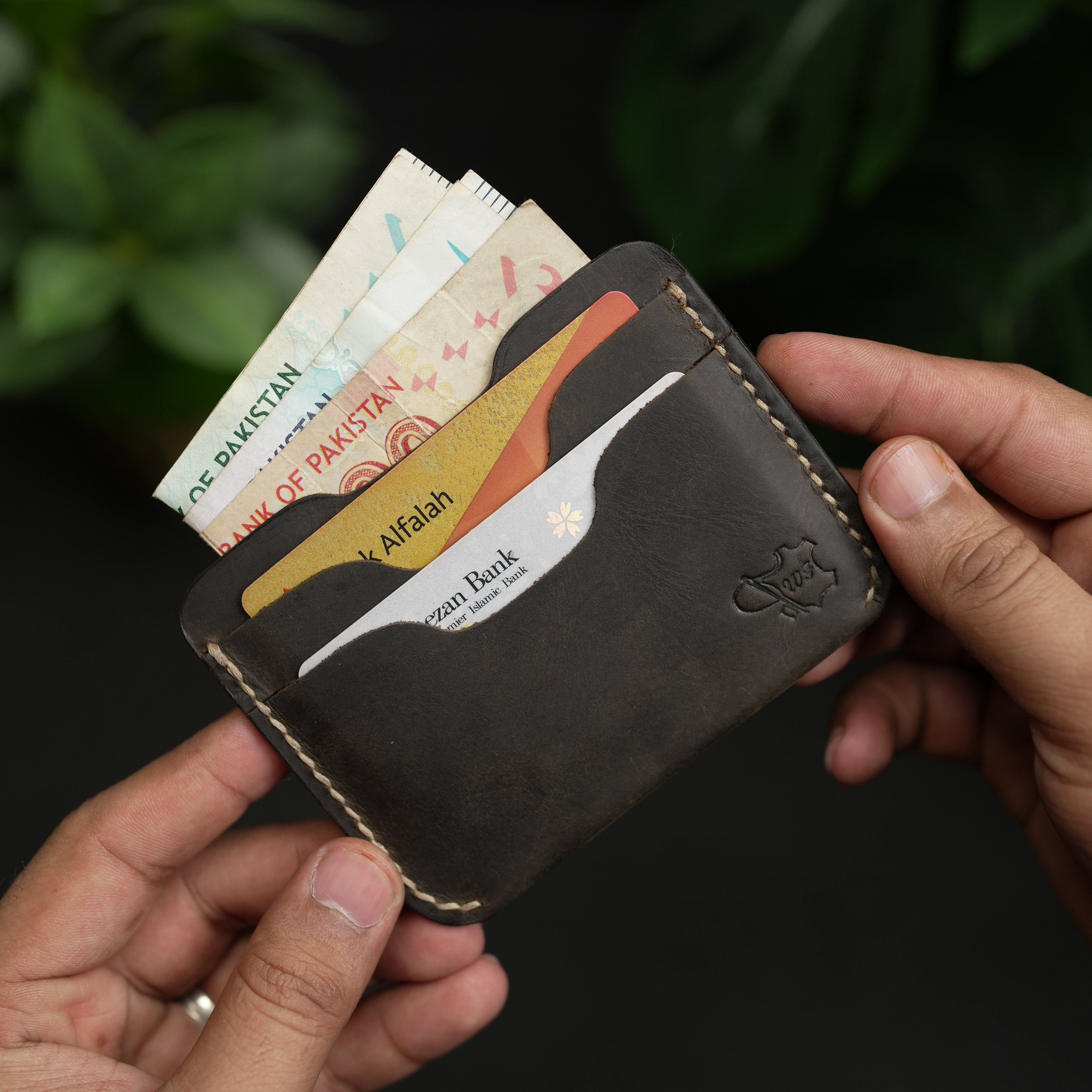 No. 113 Horizental Leather Cardholder