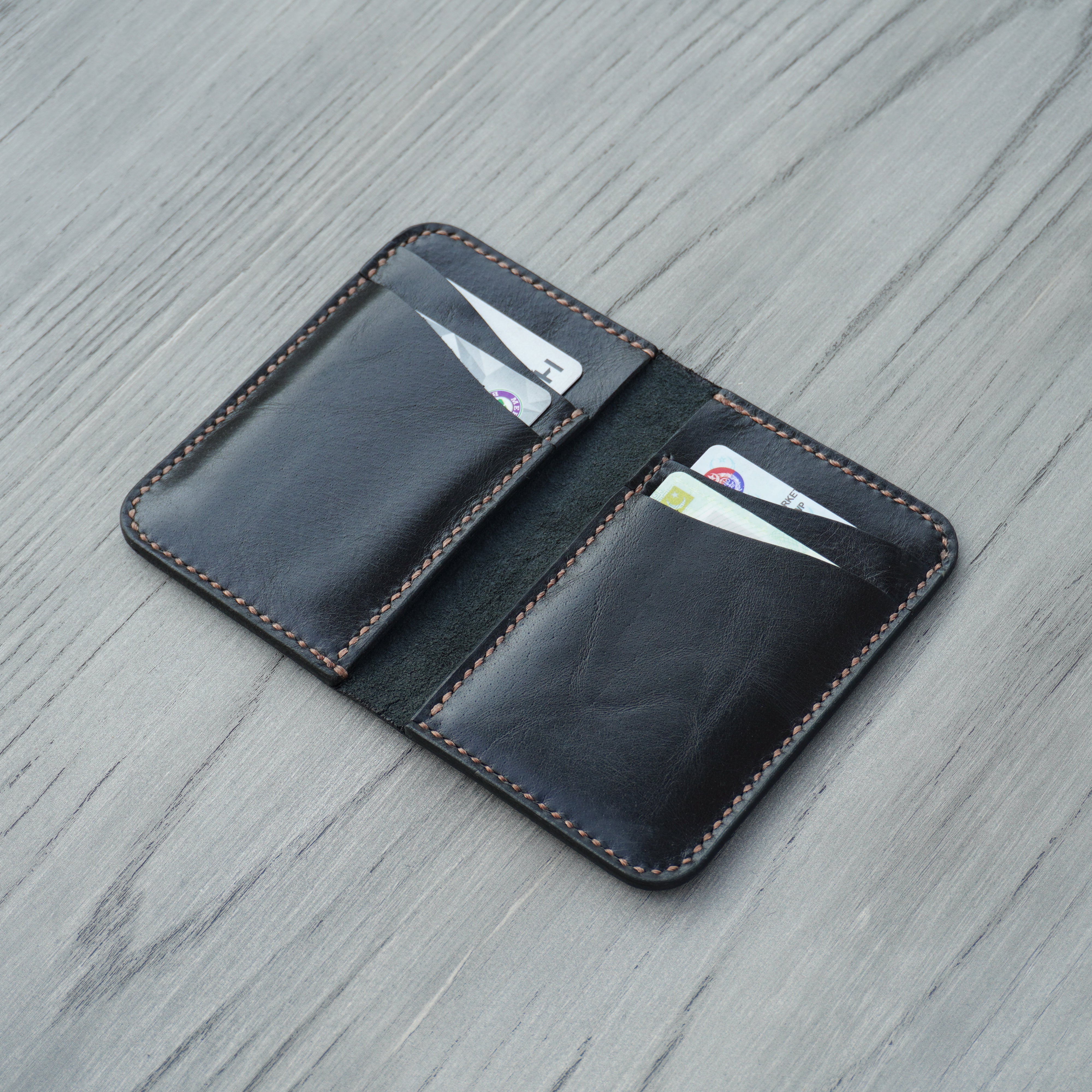 No. 90 Vertical bifold Leather wallet (Prince Black)