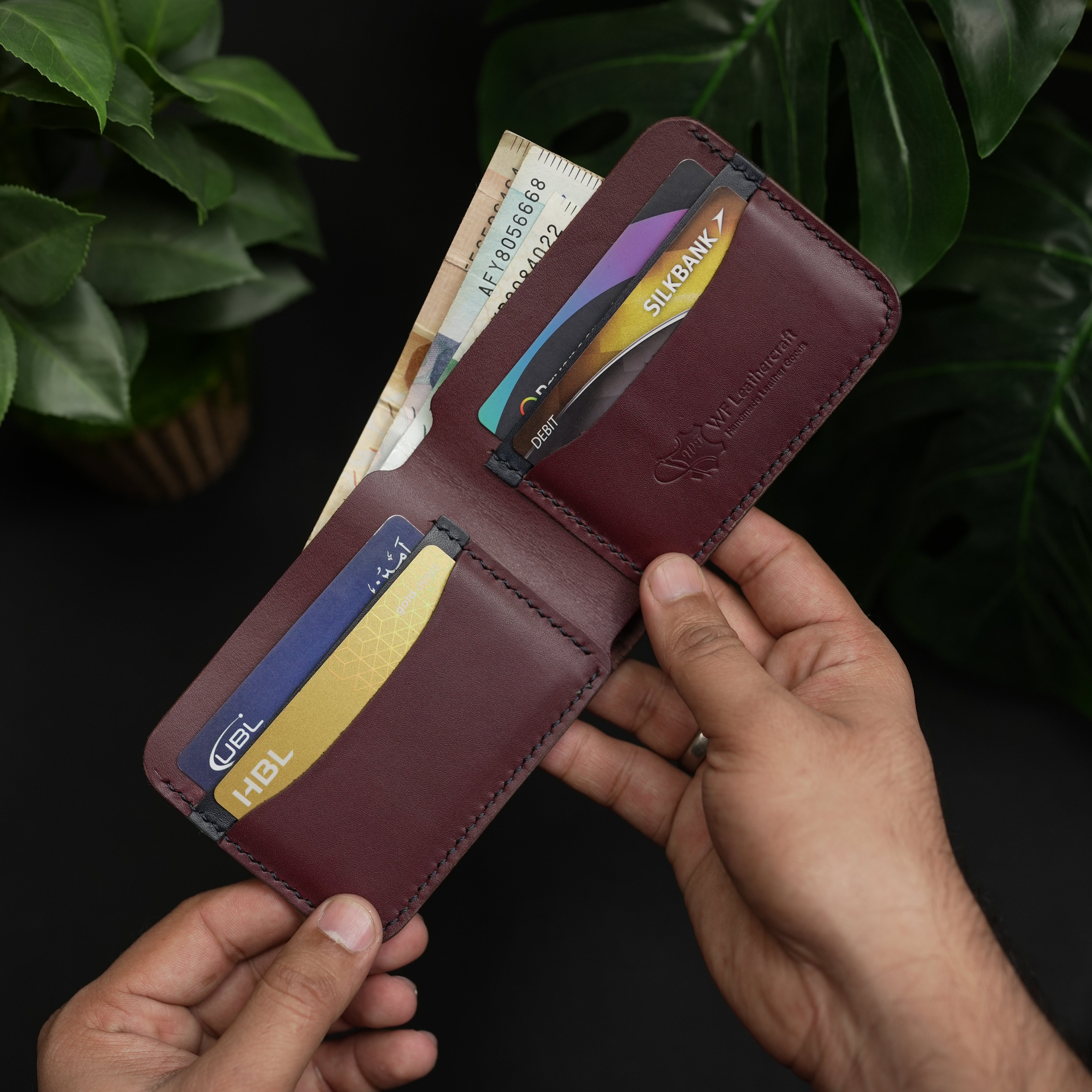 No.77 Bifold Leather Wallet ( Burgundy & Blue )