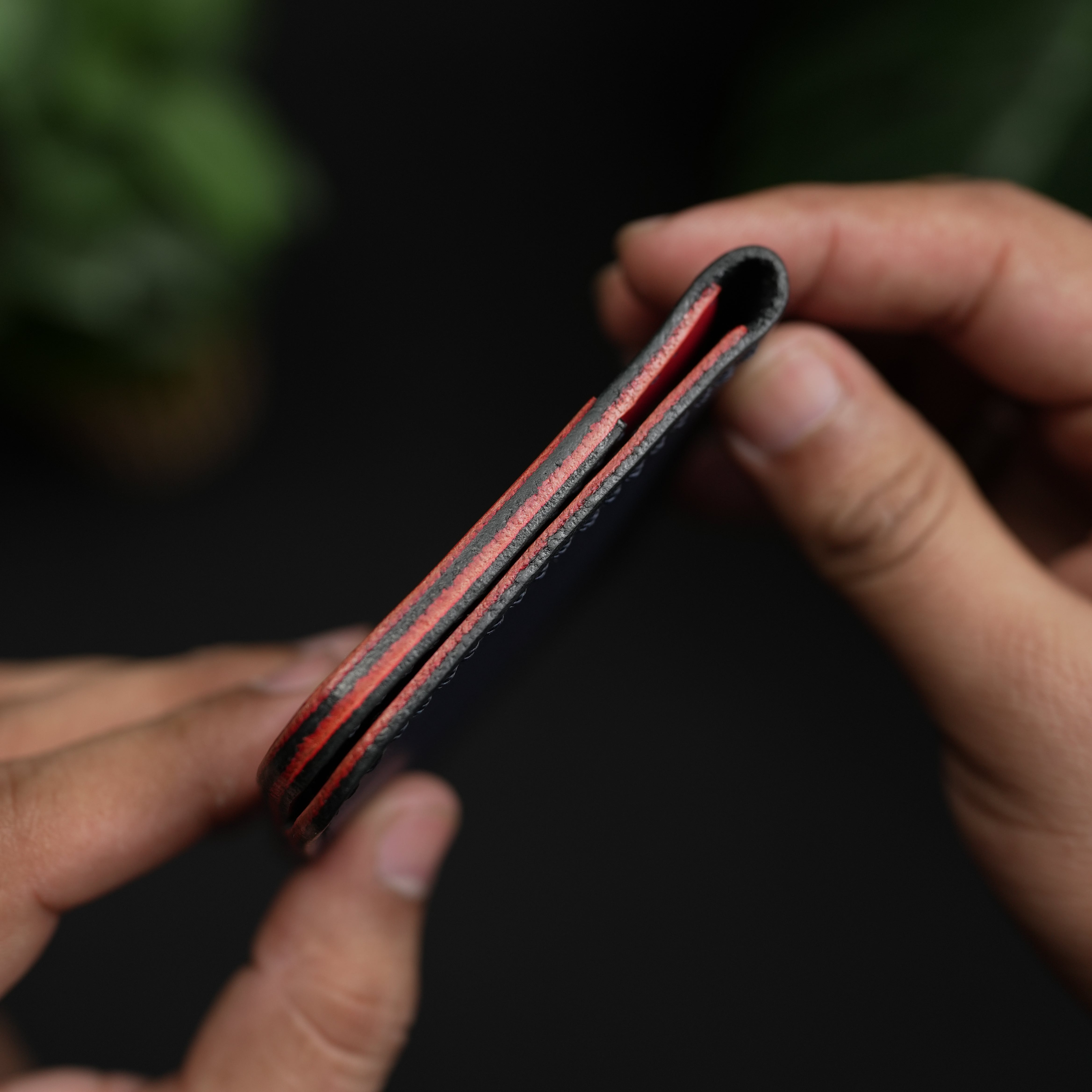 No.70 Bifold Card  Leather Wallet (NAVY ELEGANCE & RED)