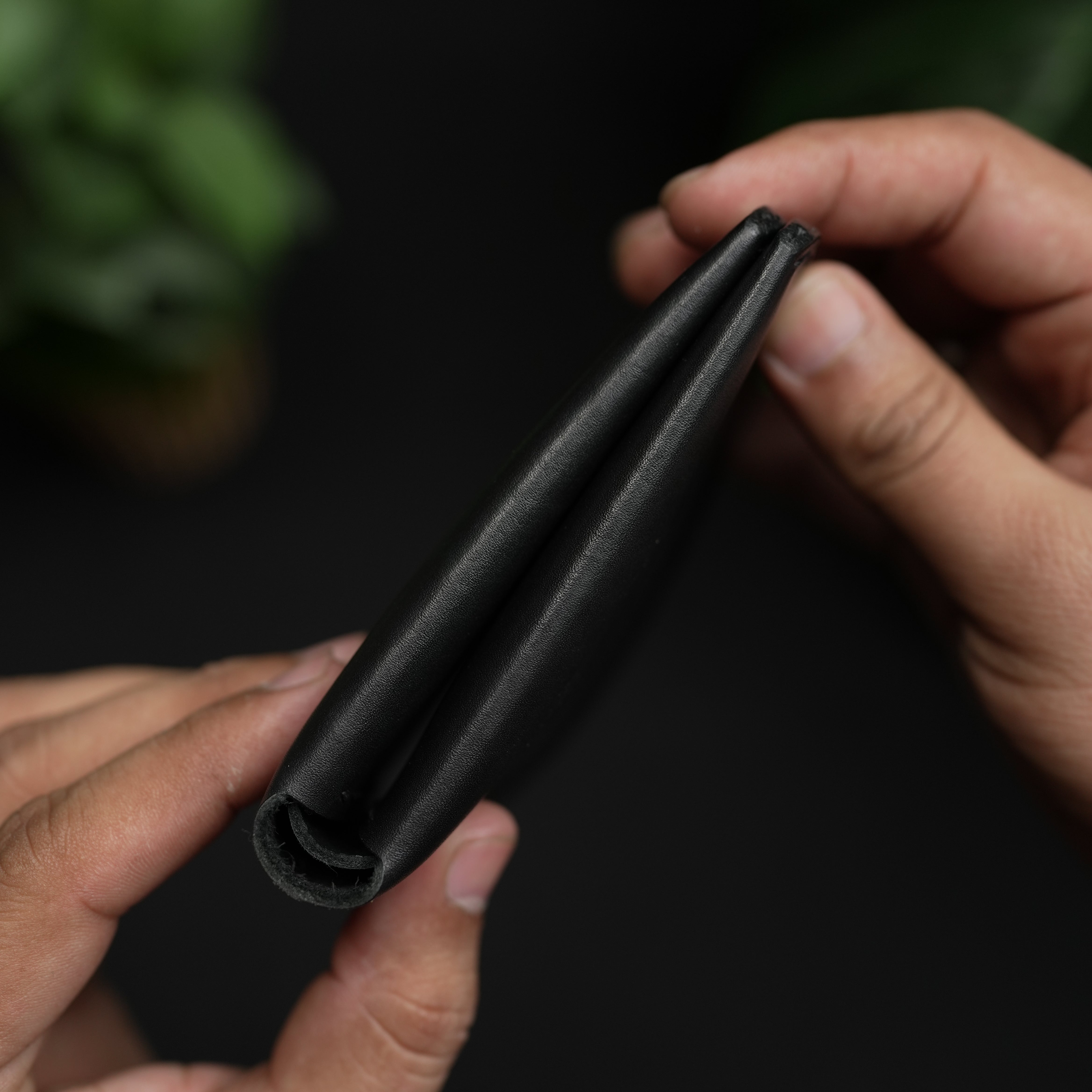 No. 81 classic full stitched bifold wallet Black