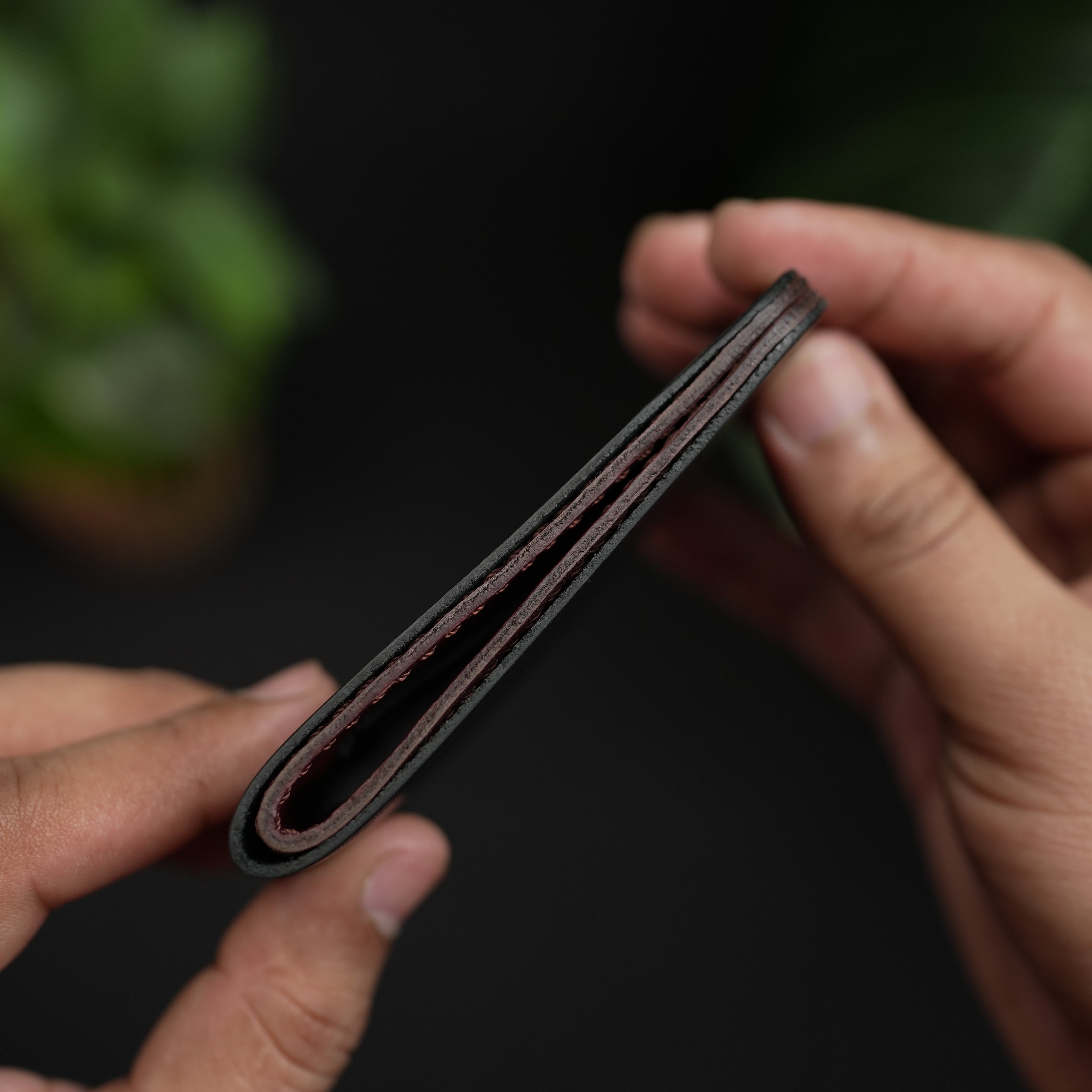 NO.86 VERTICLE BIFOLD LEATHER WALLET (OCEAN BLACK & BURGANDY)