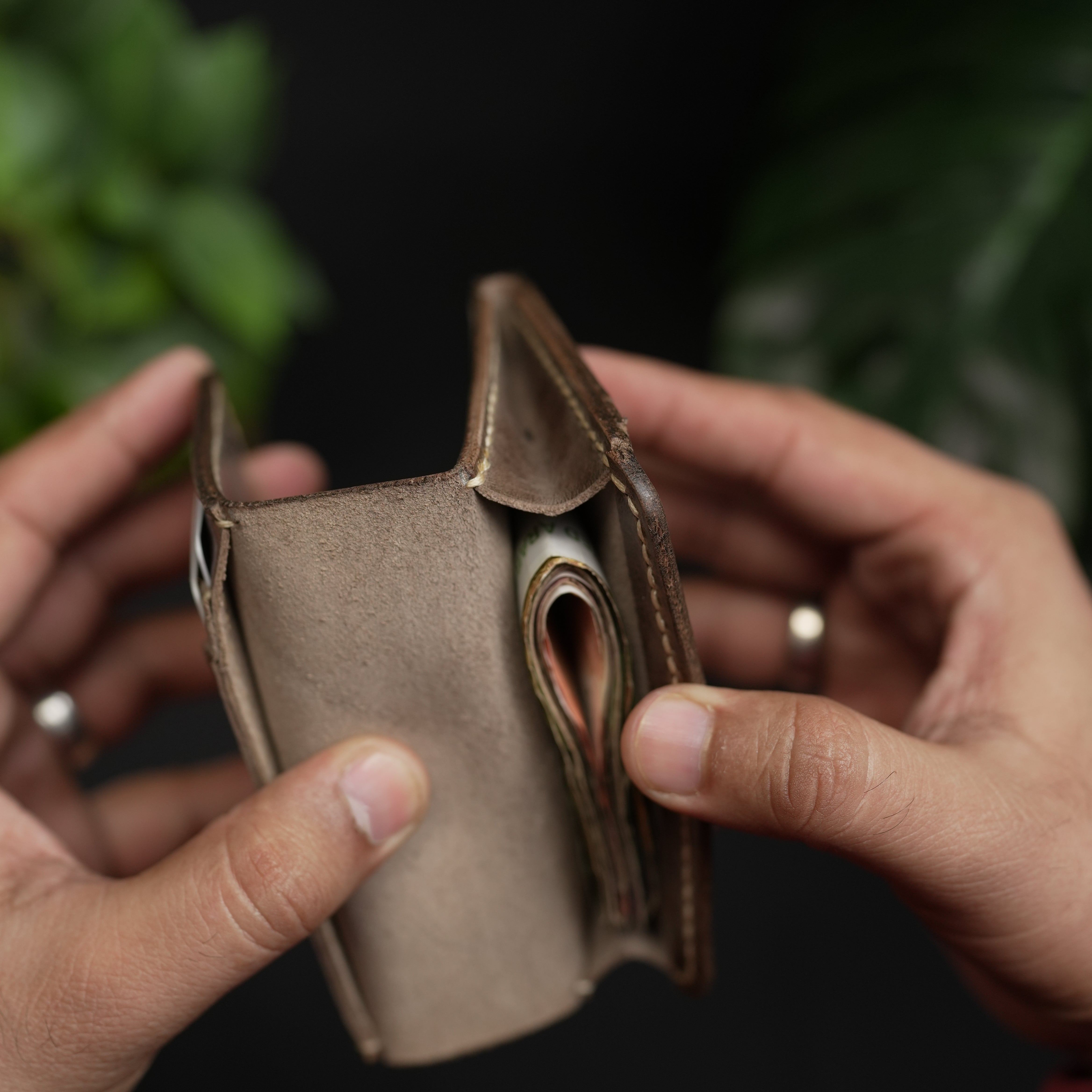 No.69 Vertical  Bifold Leather Wallet Olive Brown Color