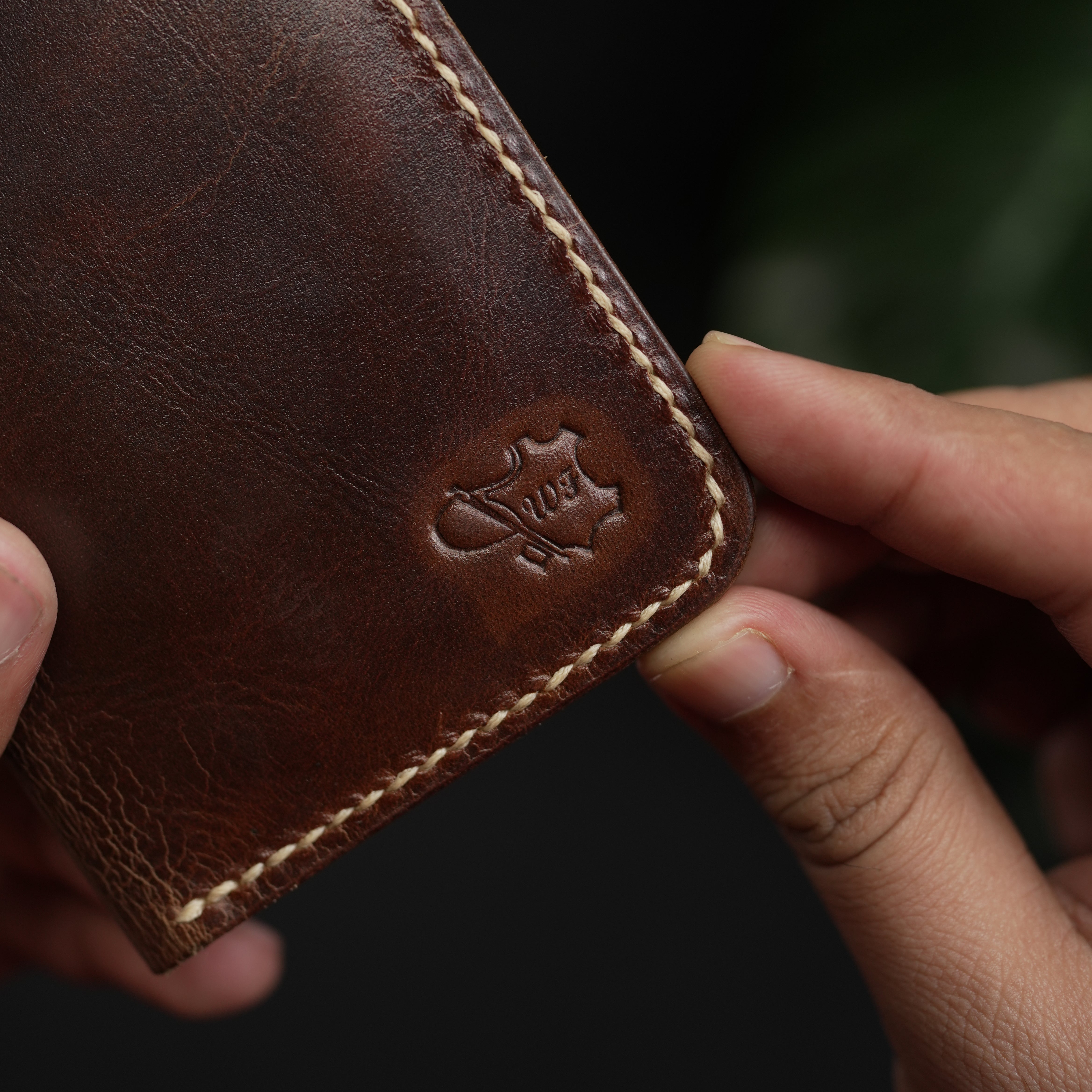 No. 90 Vertical bifold Leather wallet Brown Color