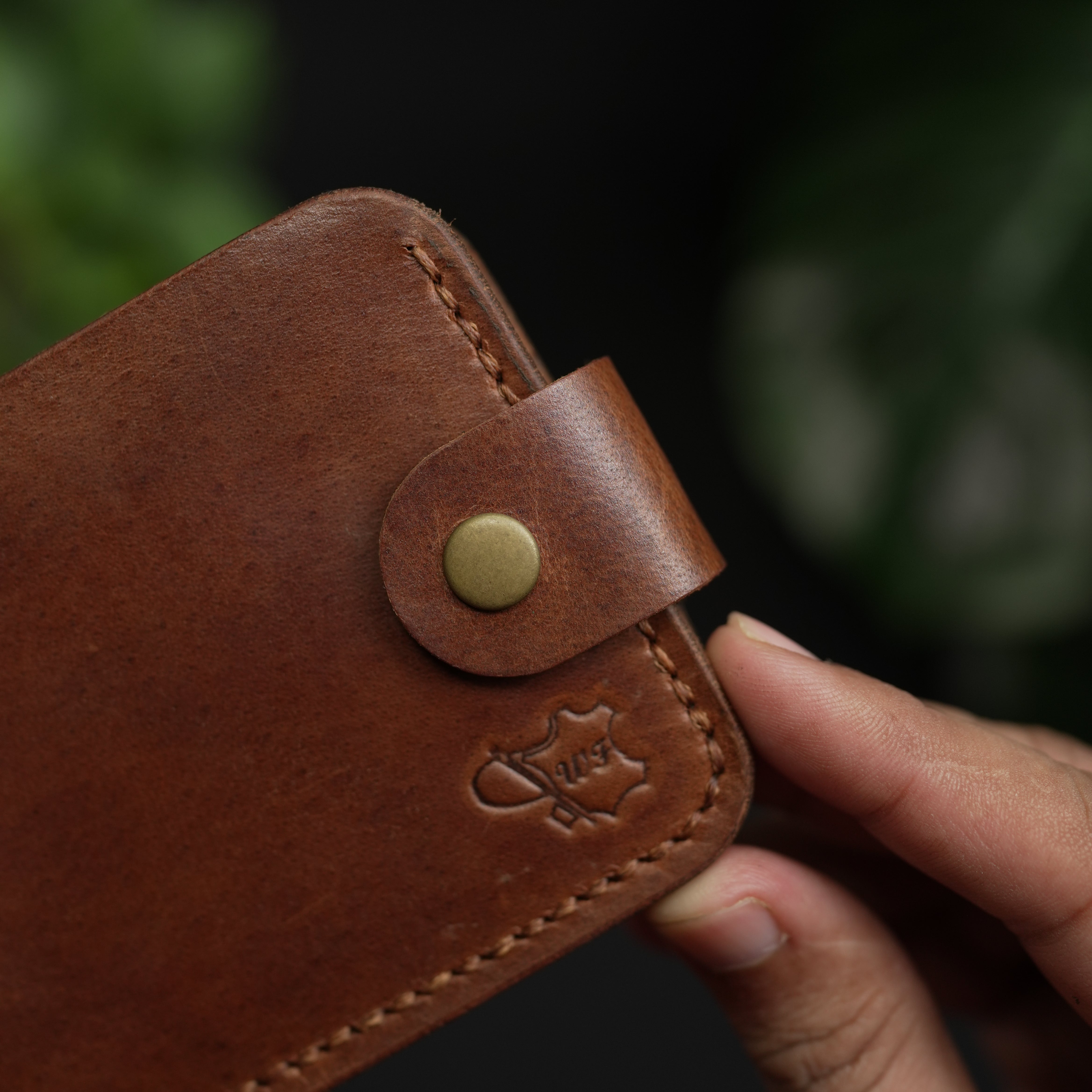 No.55 Classic Bifold Wallet Natural Brown With Button