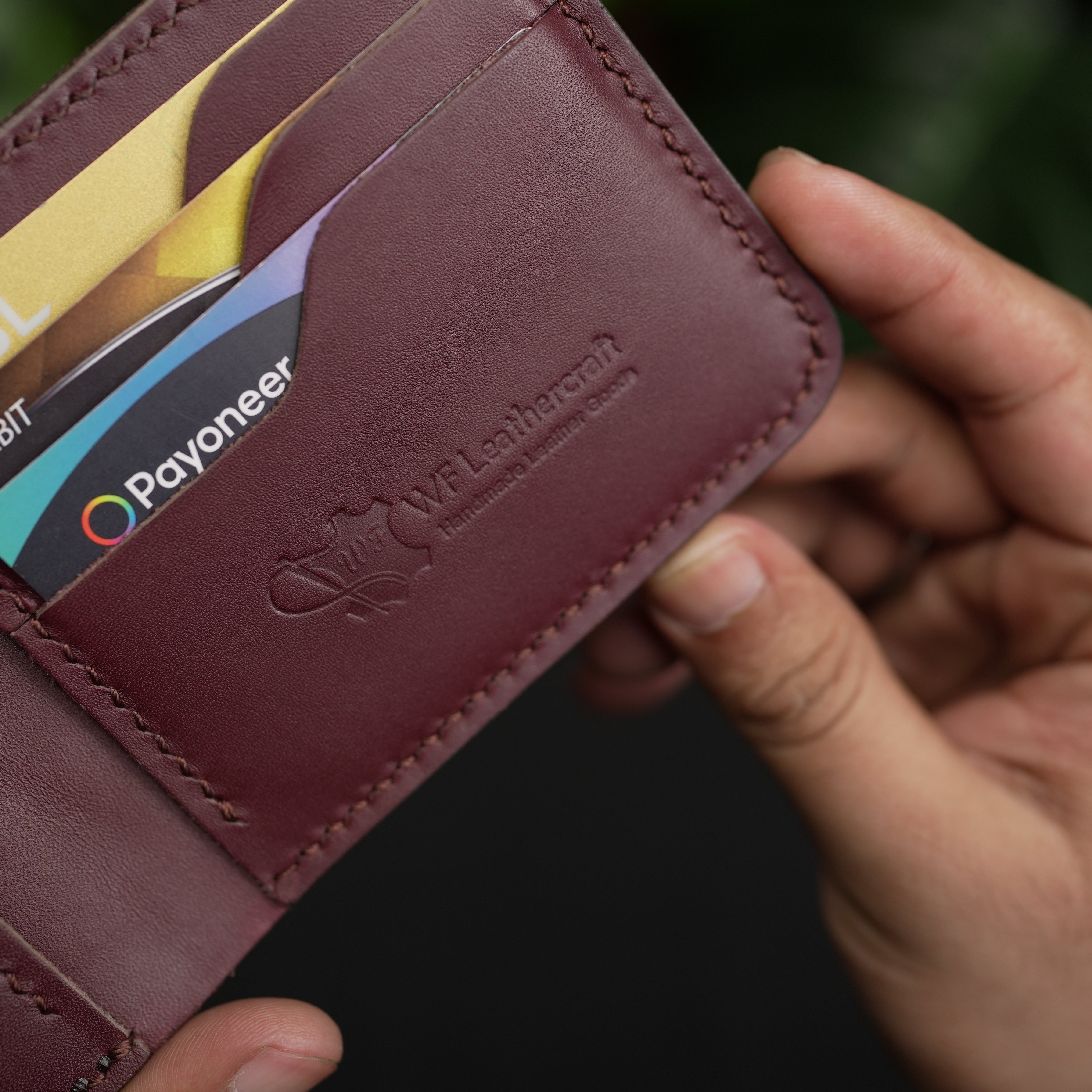 No.55 pro classic bifold Leatherwallet Vegtan (Burgundy color)