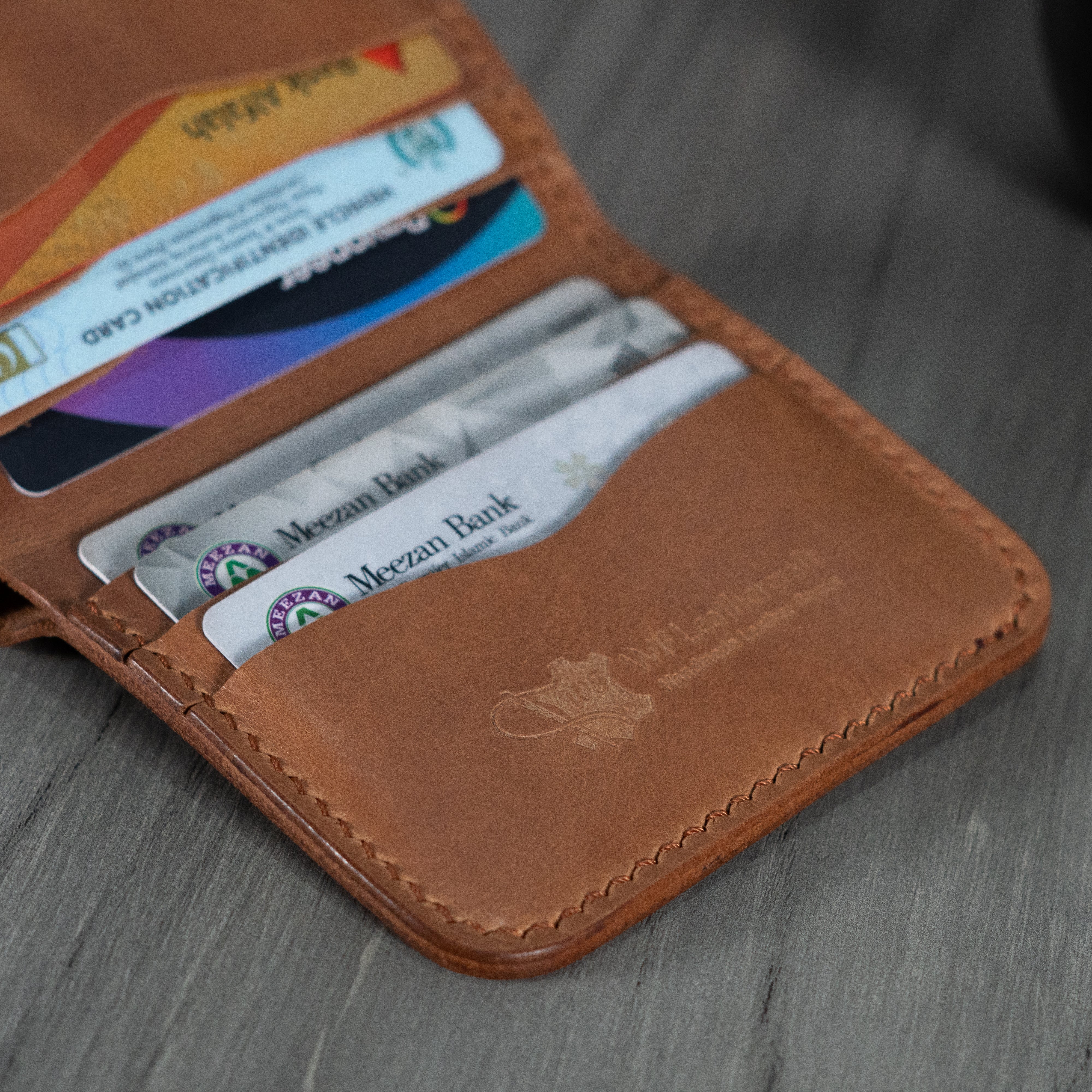 N0.88 vertical bifold wallet (Tan color )