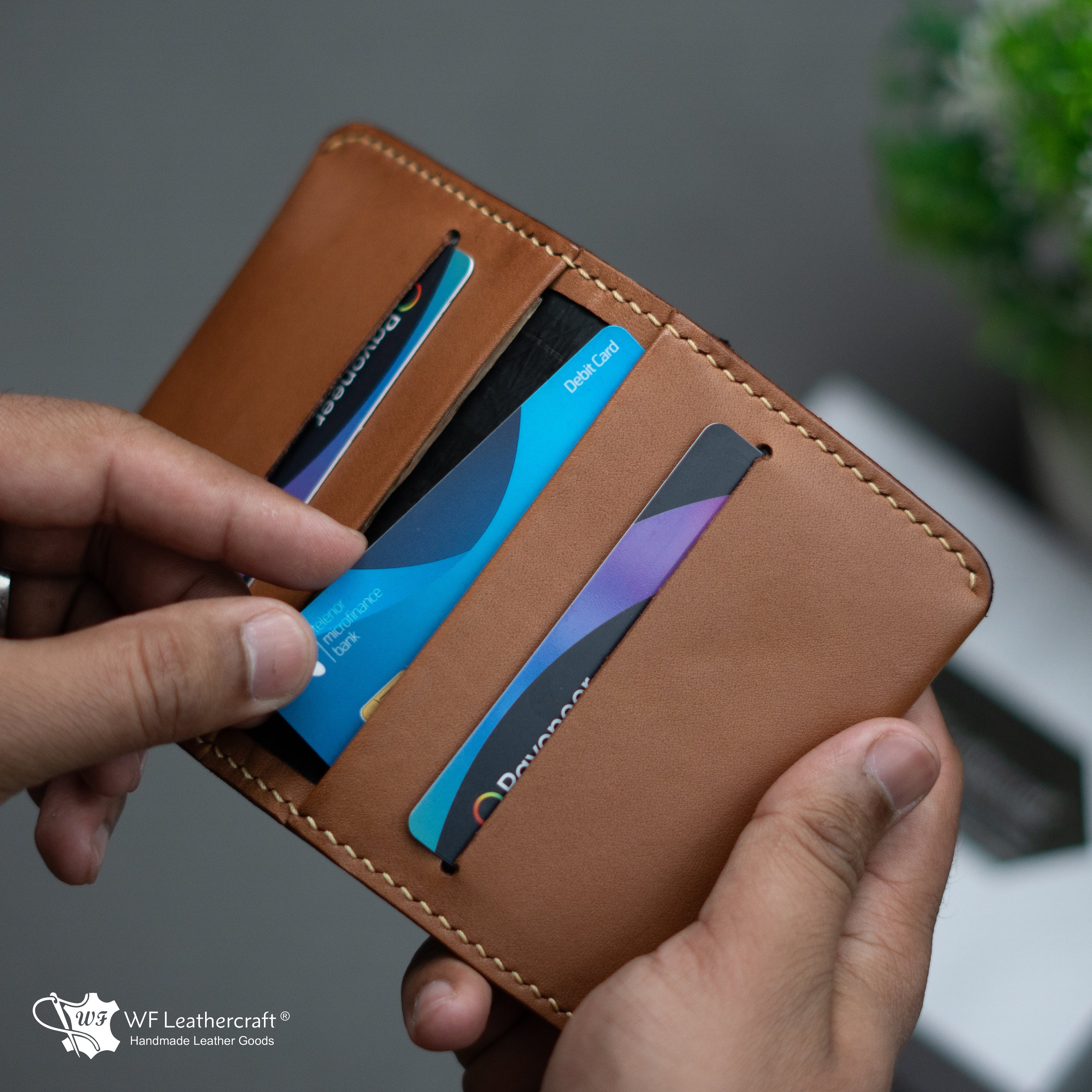 No. 85 Slim EverCard Wallet ( Tan  color)