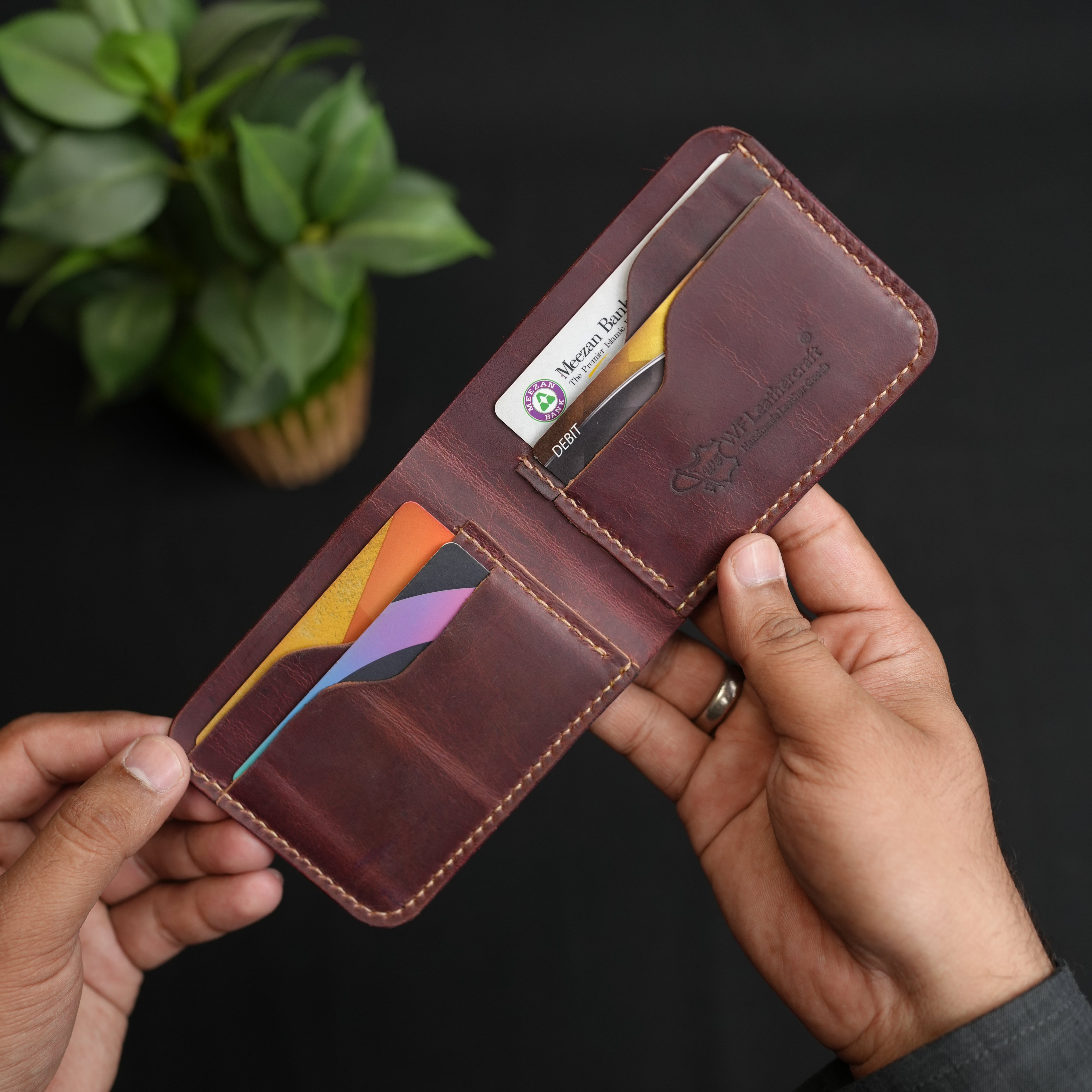 No.55 Bilfold Leather wallet Bordo Color