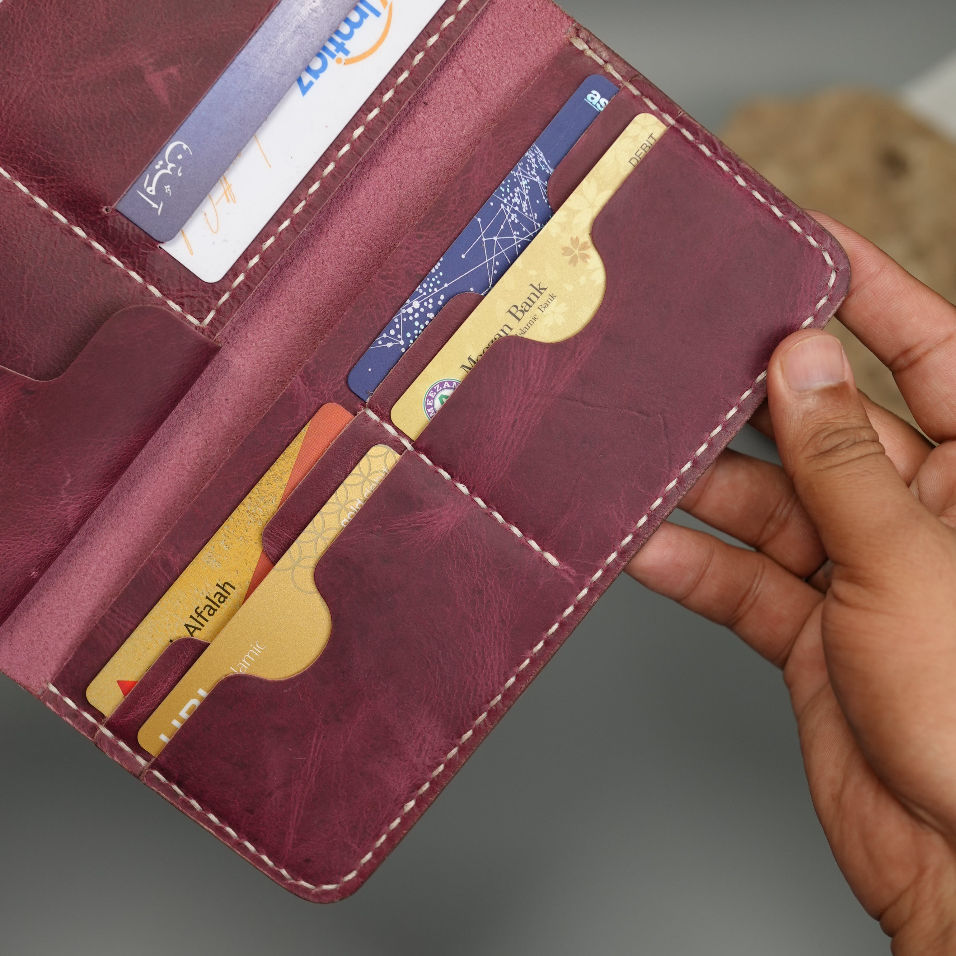 No. 94 Bifold Long leather wallet Bordo Color