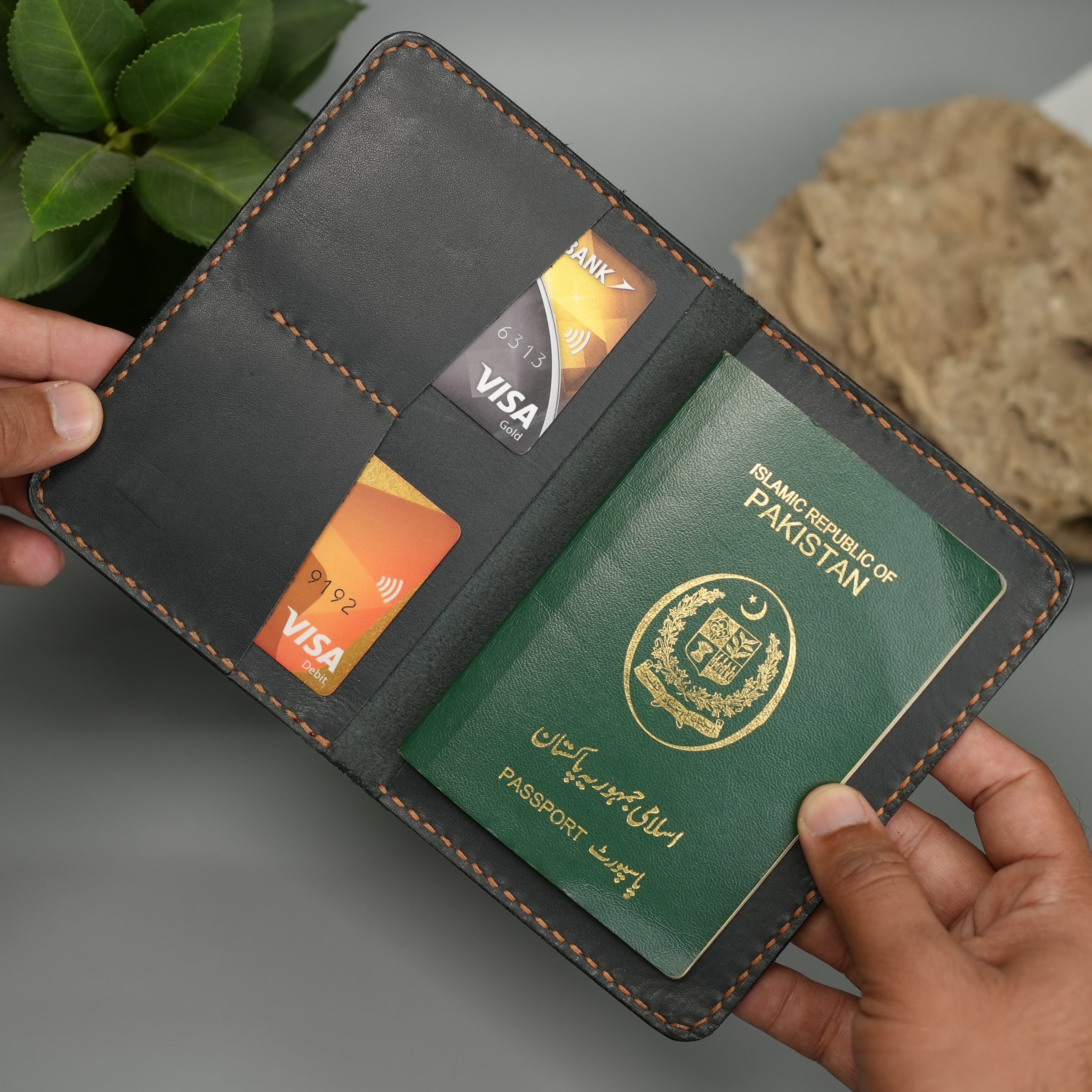 Passport Wallet Handmade Full Grain Chrome Tan Pull-Up Leather
